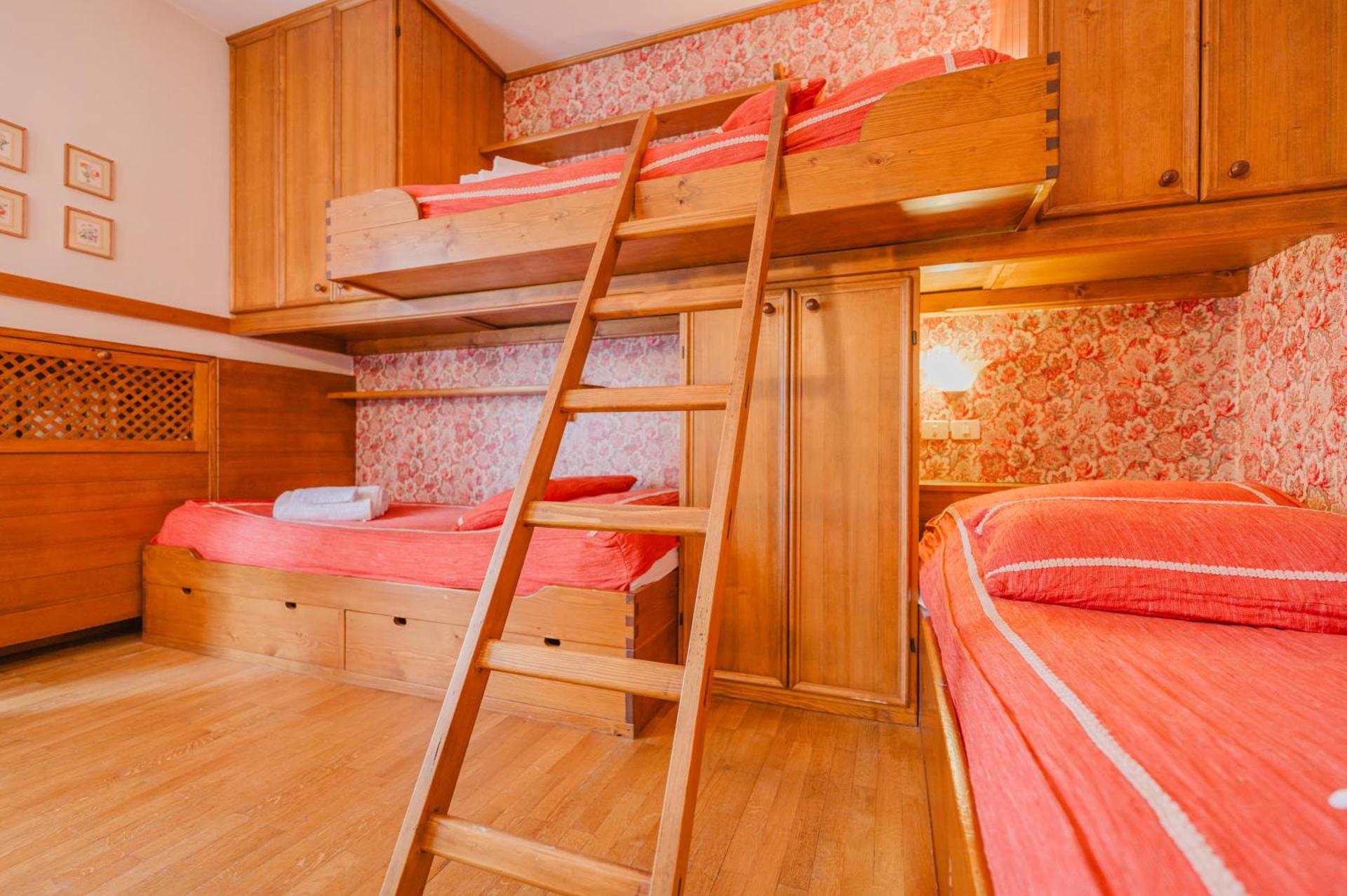 Casa Verocai - Mountain View Terrace & Parking - Photo 6