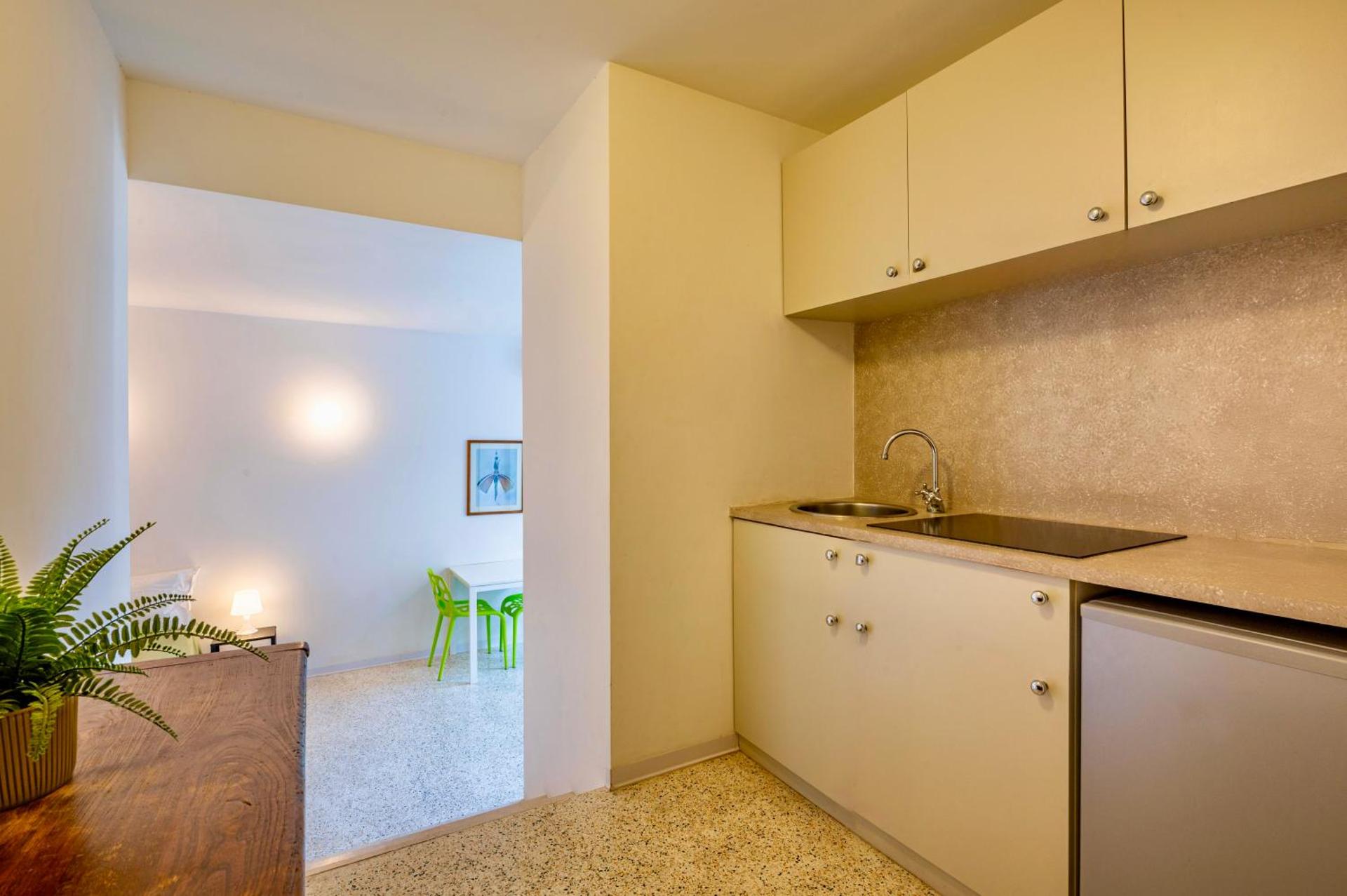 Minimal Apartment Navigli - Photo 7