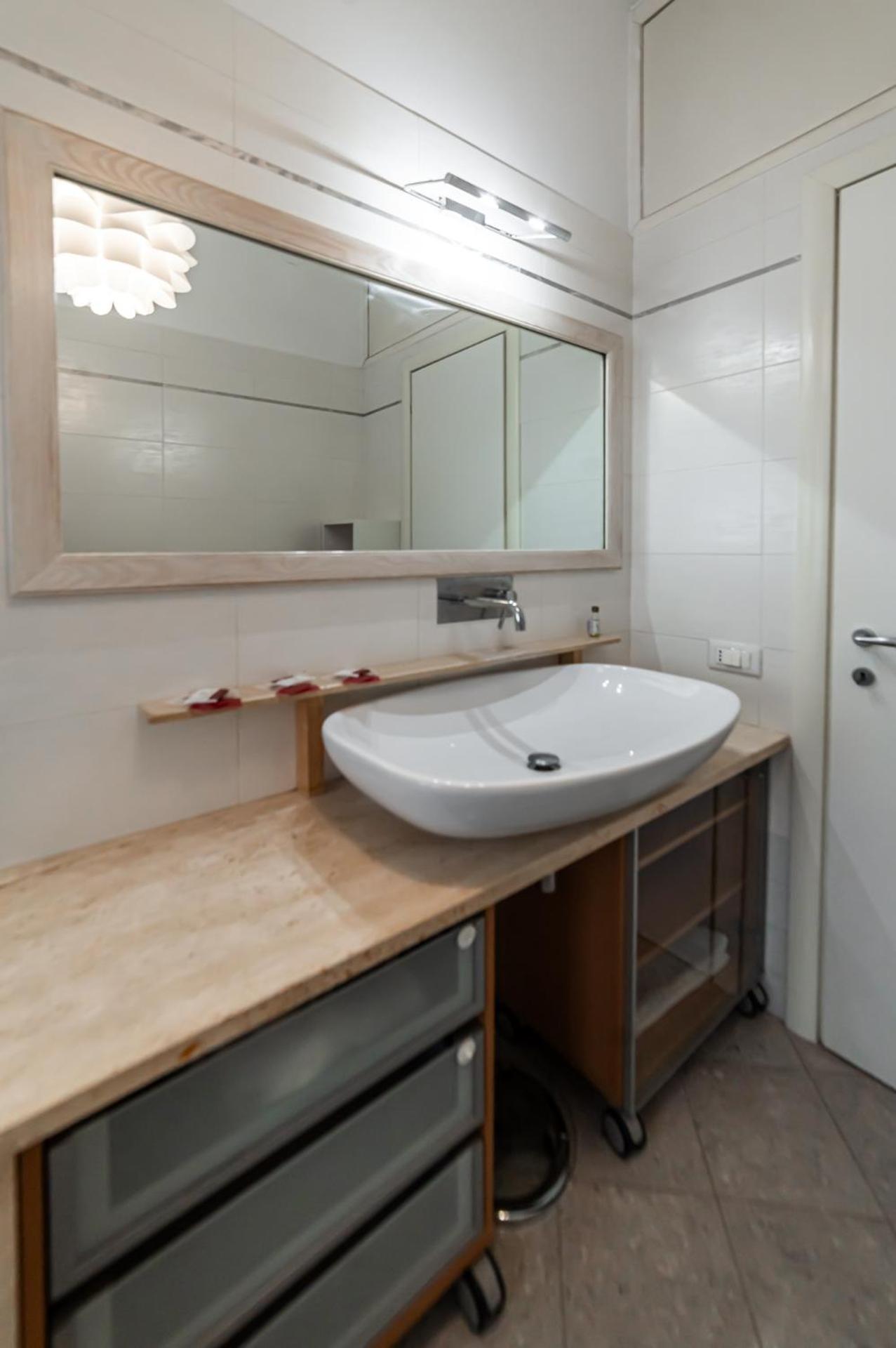 Livia's Vatican House - Metro Valle Aurelia & Wi-Fi - Photo 7