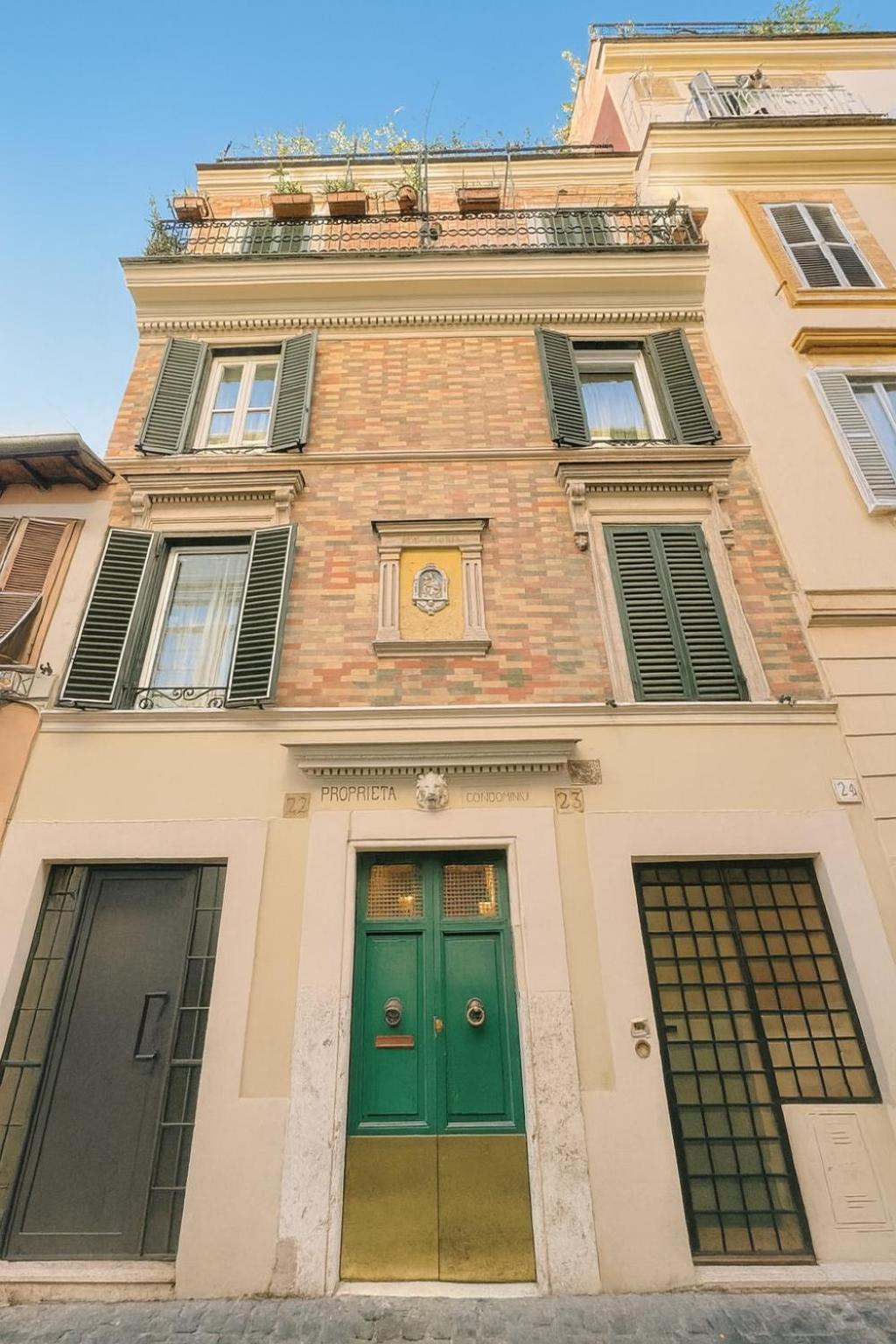 Dimora del Borgo with balcony in Saint Peter
