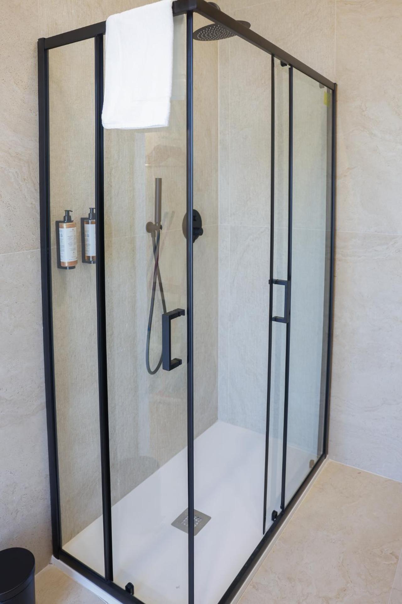 SOFIA Suites & Rooms - Photo 30