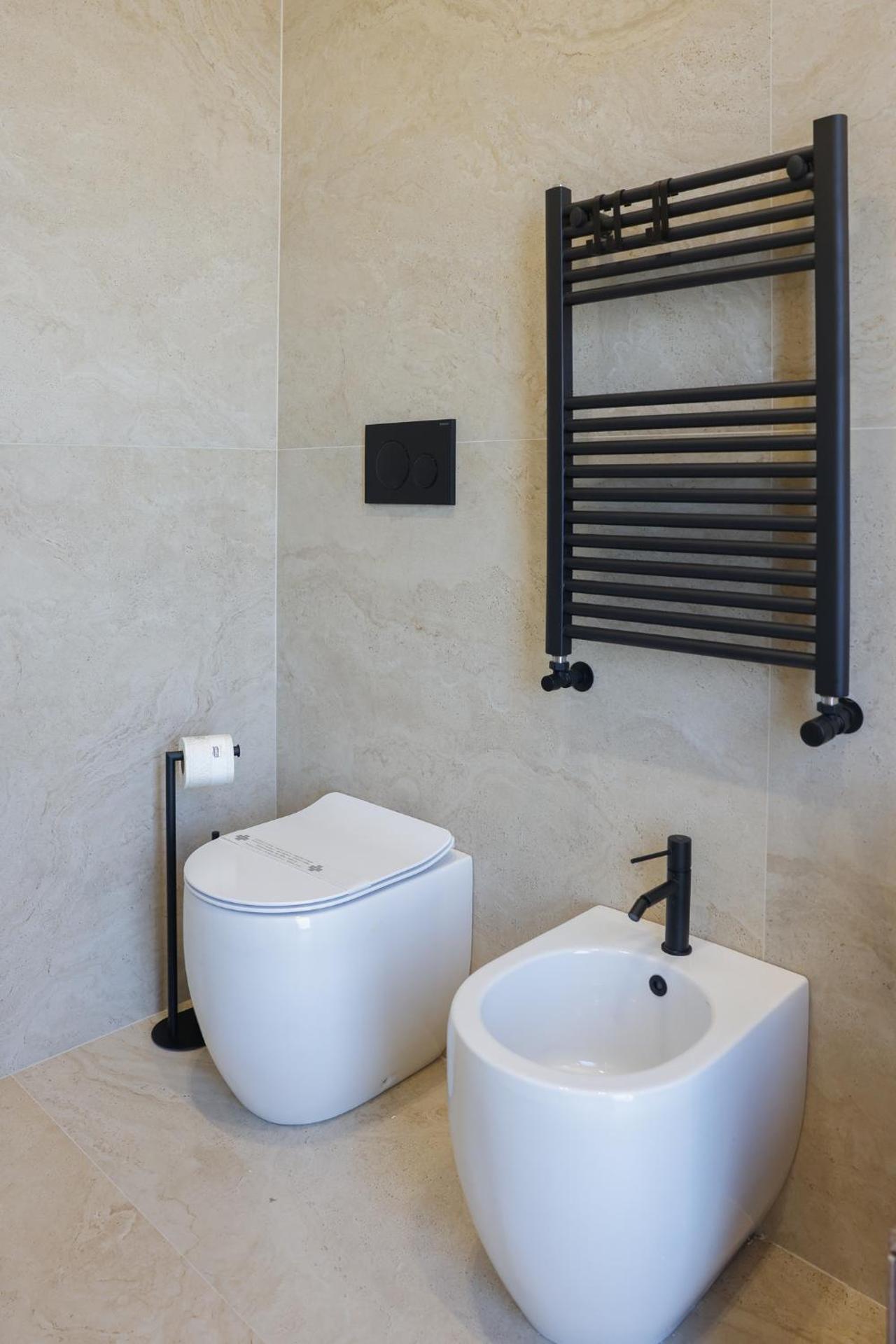 SOFIA Suites & Rooms - Photo 31