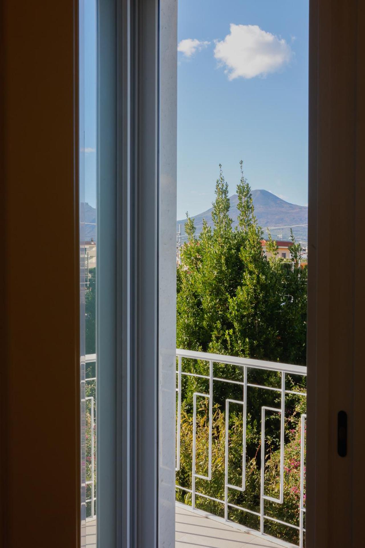 SOFIA Suites & Rooms - Photo 29