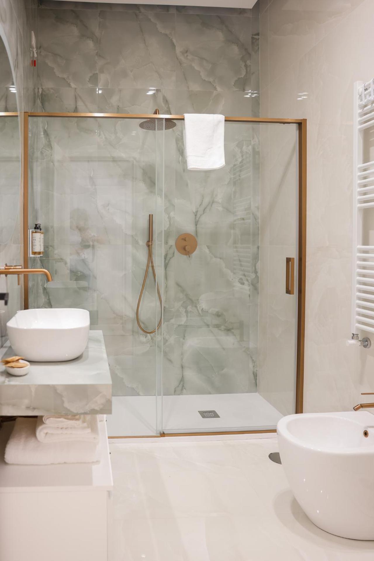 SOFIA Suites & Rooms - Photo 21