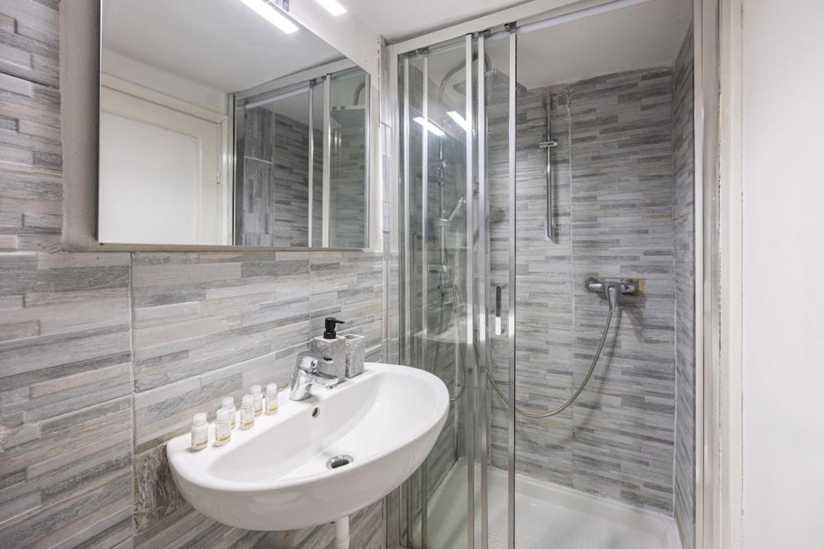 Lake View Suite - free Wi-Fi - Photo 11