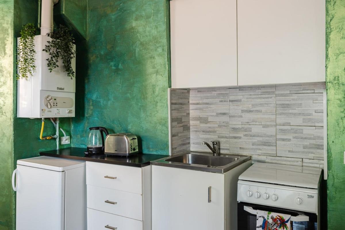 Lake View Suite - free Wi-Fi - Photo 13