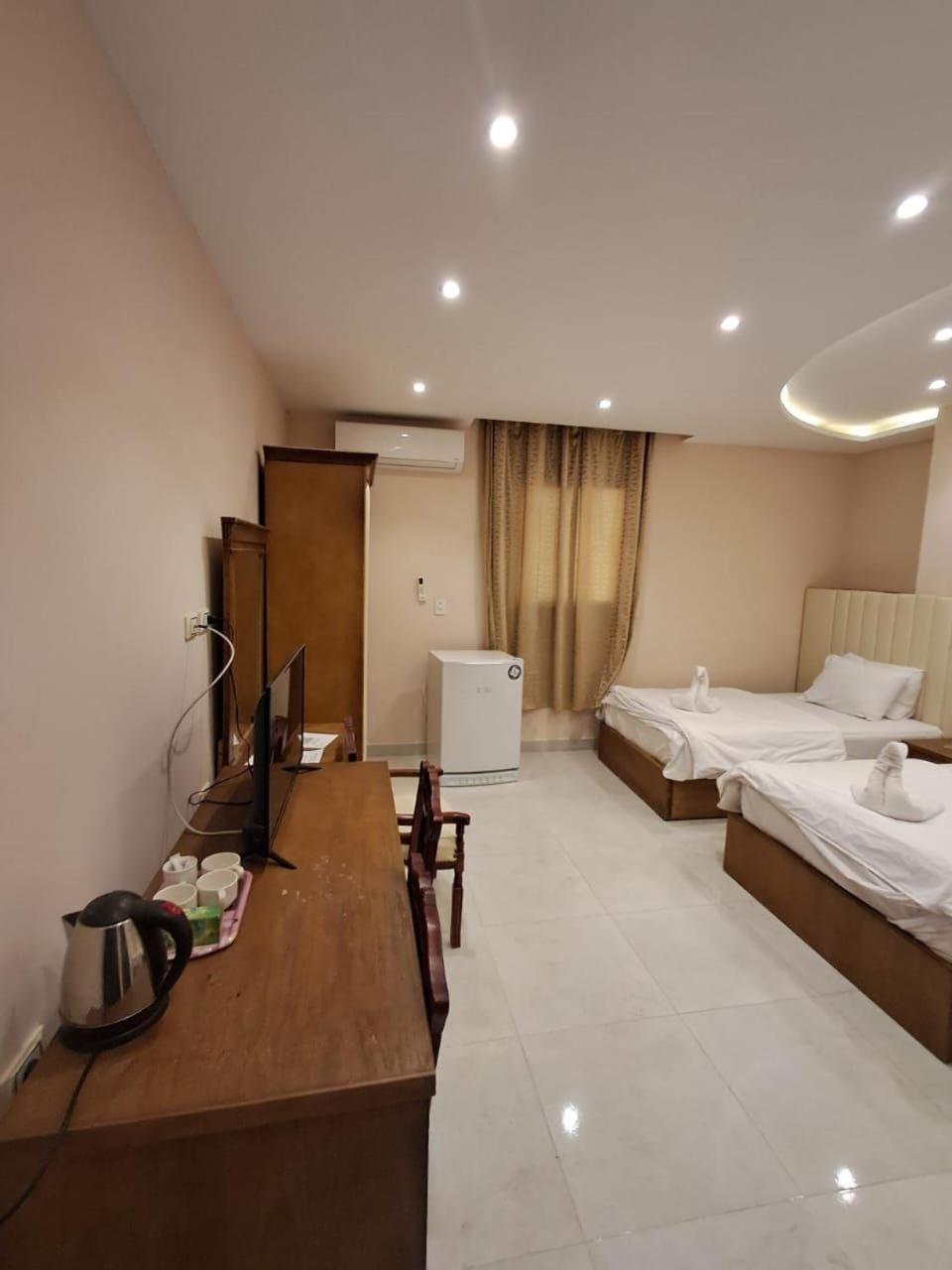 The Great Golden Pyramid - Photo 102