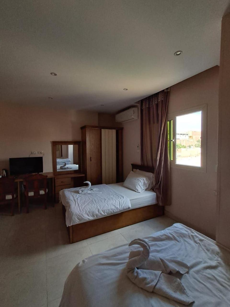 The Great Golden Pyramid - Photo 113