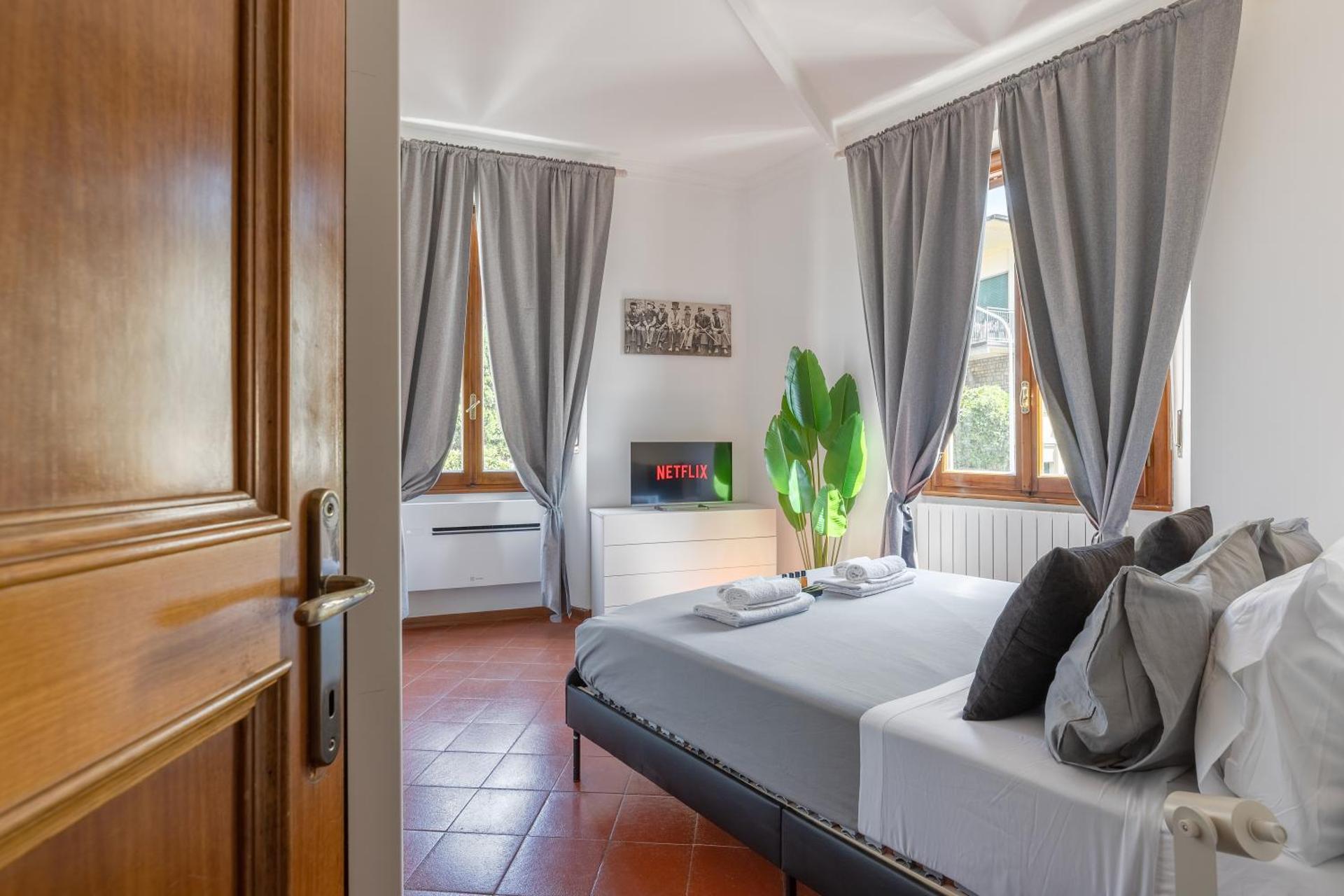 Porta Romana-Boboli -Florentine Charm Free-Wifi - Photo 26