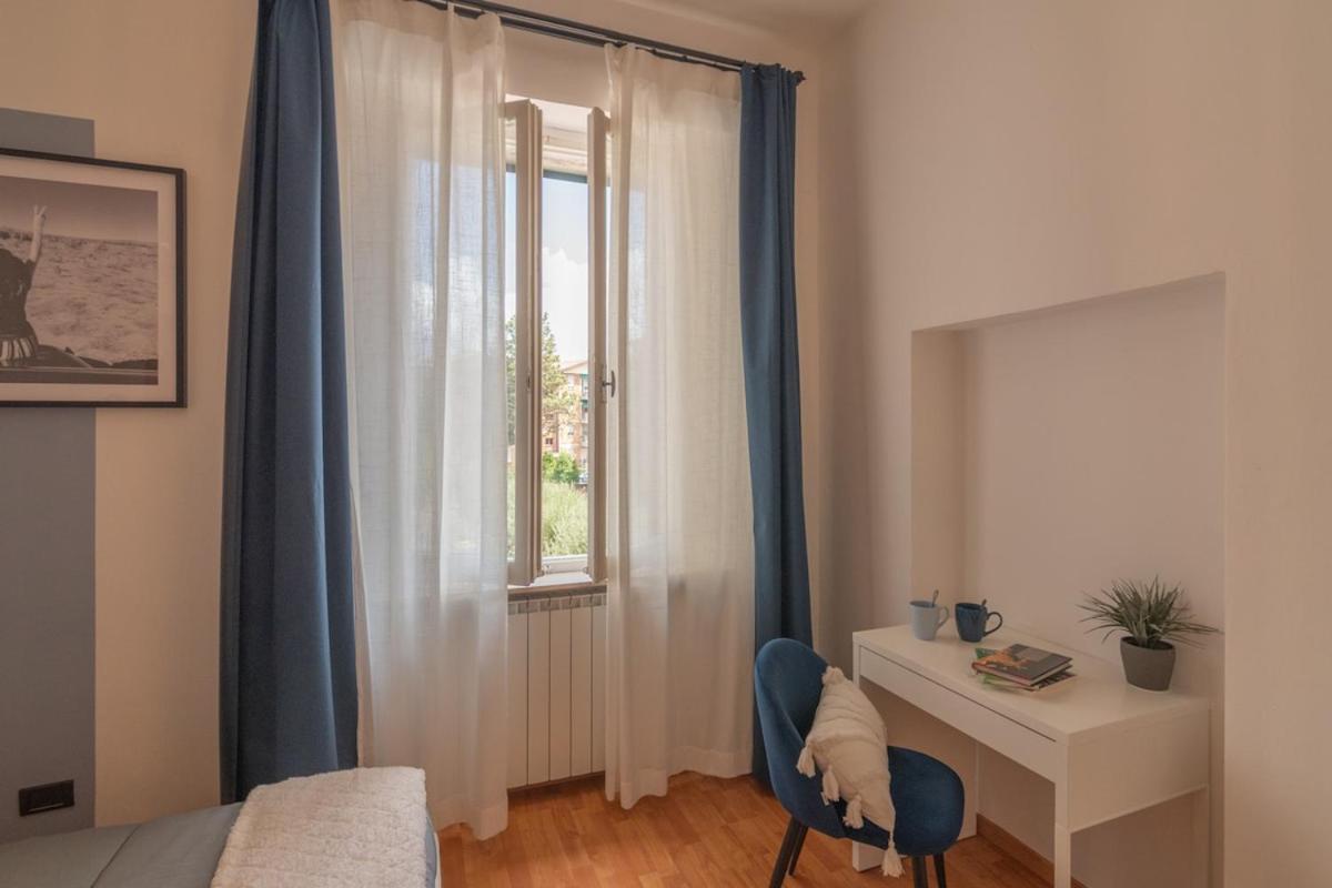 Perugia urban retreat and Light Sauna on king bed - Photo 34