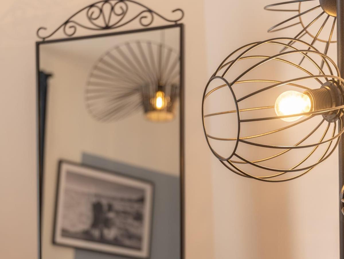 Perugia urban retreat and Light Sauna on king bed - Photo 41