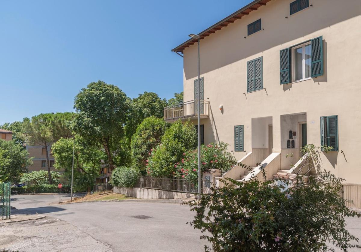 Perugia urban retreat and Light Sauna on king bed - Photo 8
