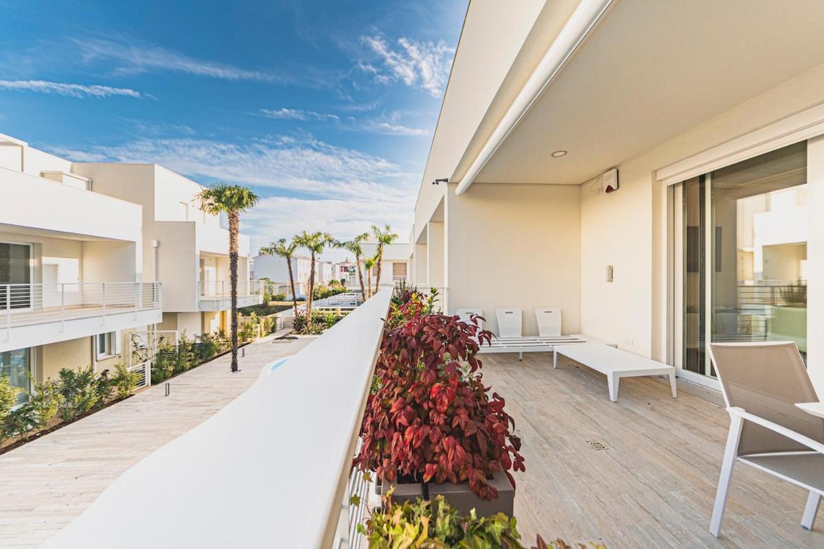 Stylish Poolside Apartment, Jesolo-Venice - Photo 2