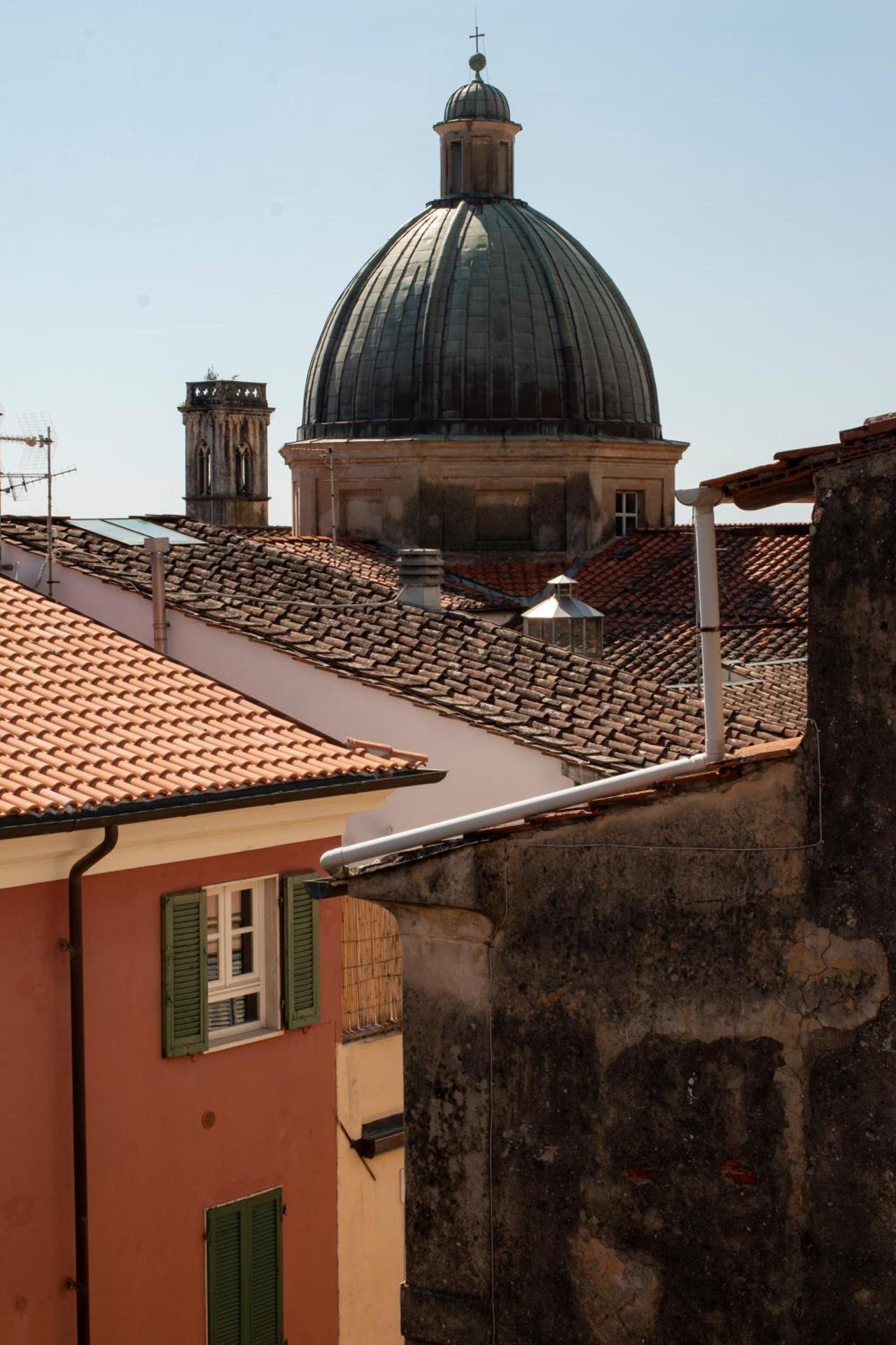Casa Allegra - luxury apartment in the centre of Pietrasanta - Photo 9