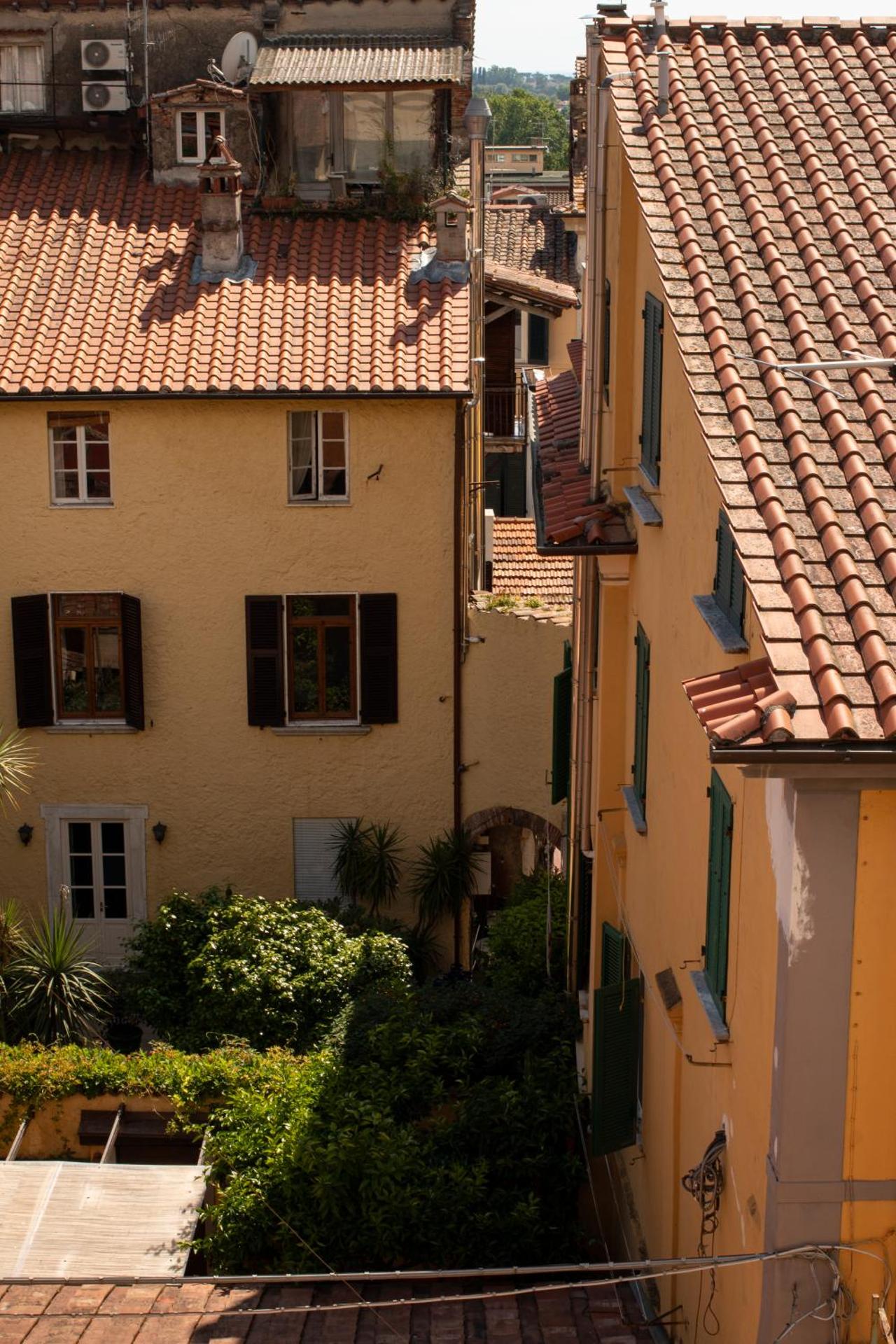 Casa Allegra - luxury apartment in the centre of Pietrasanta - Photo 25