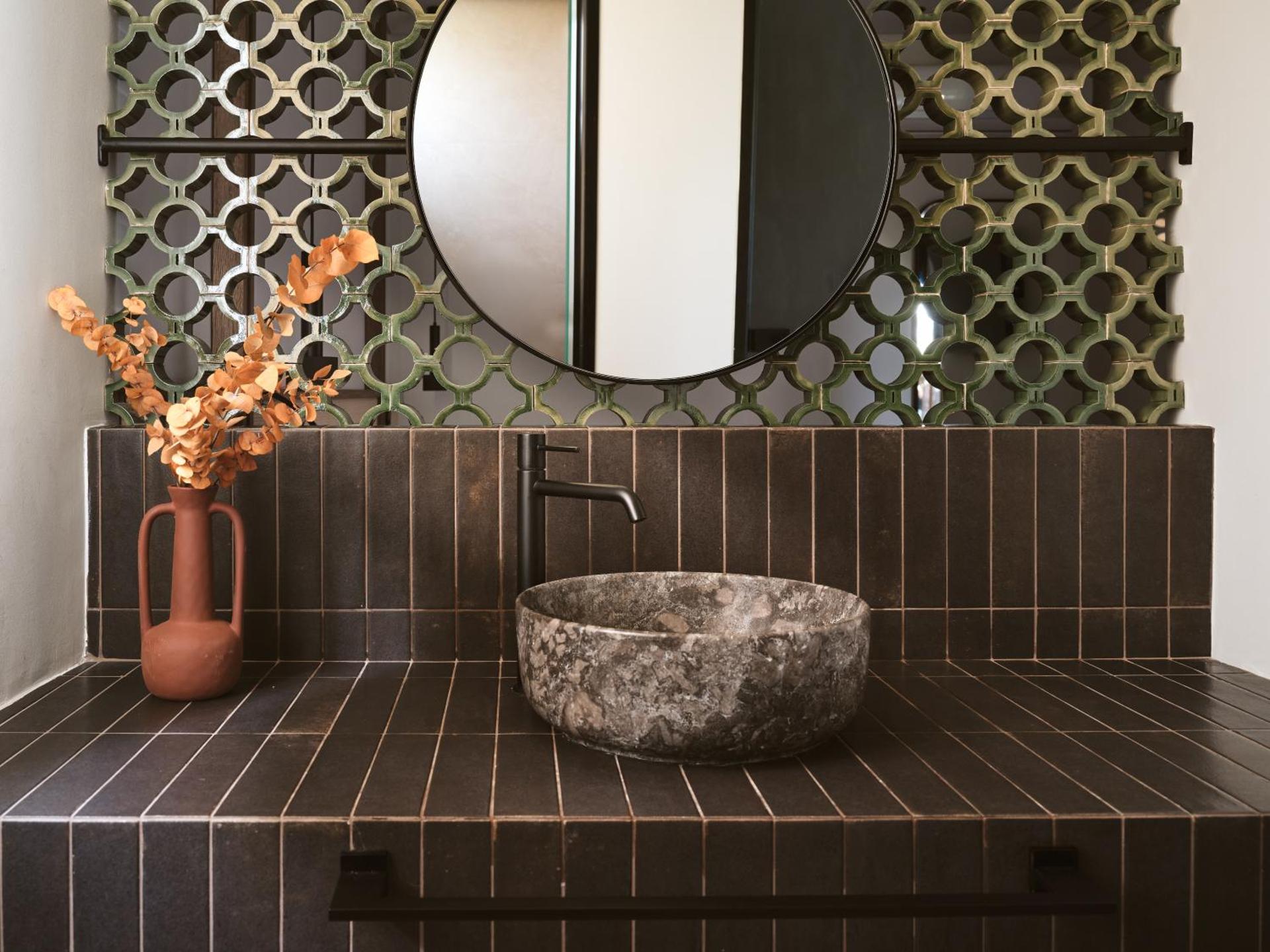 Cactus Hotel - Photo 22