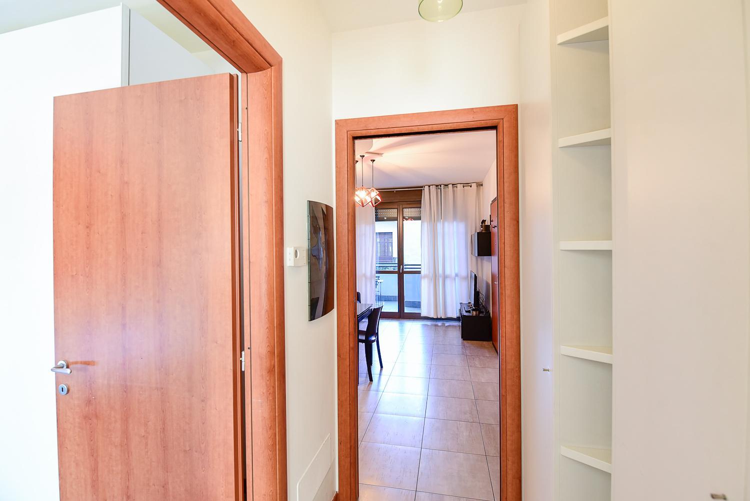 Domina House - Photo 3