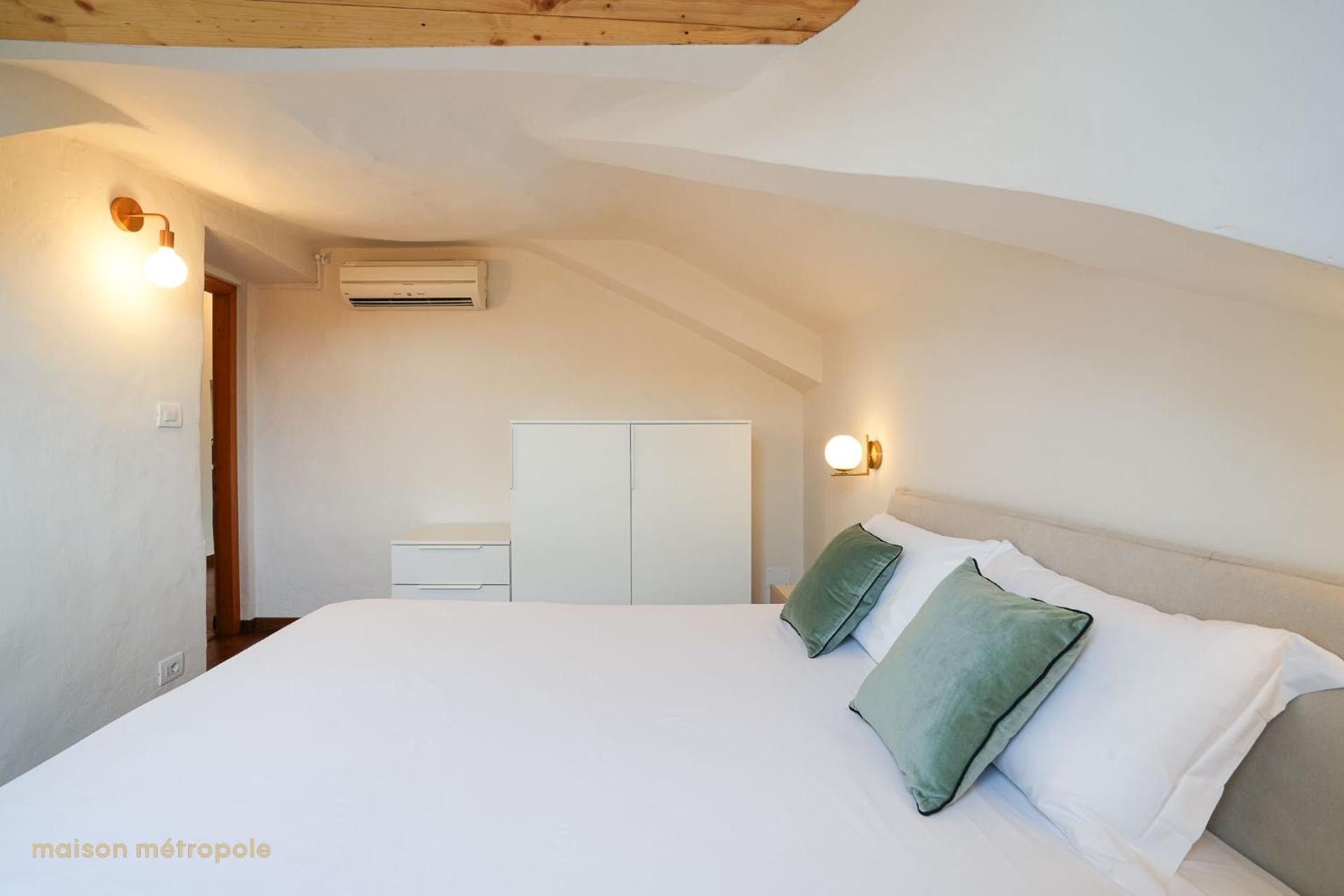 Agostino Center Apartment - Photo 9