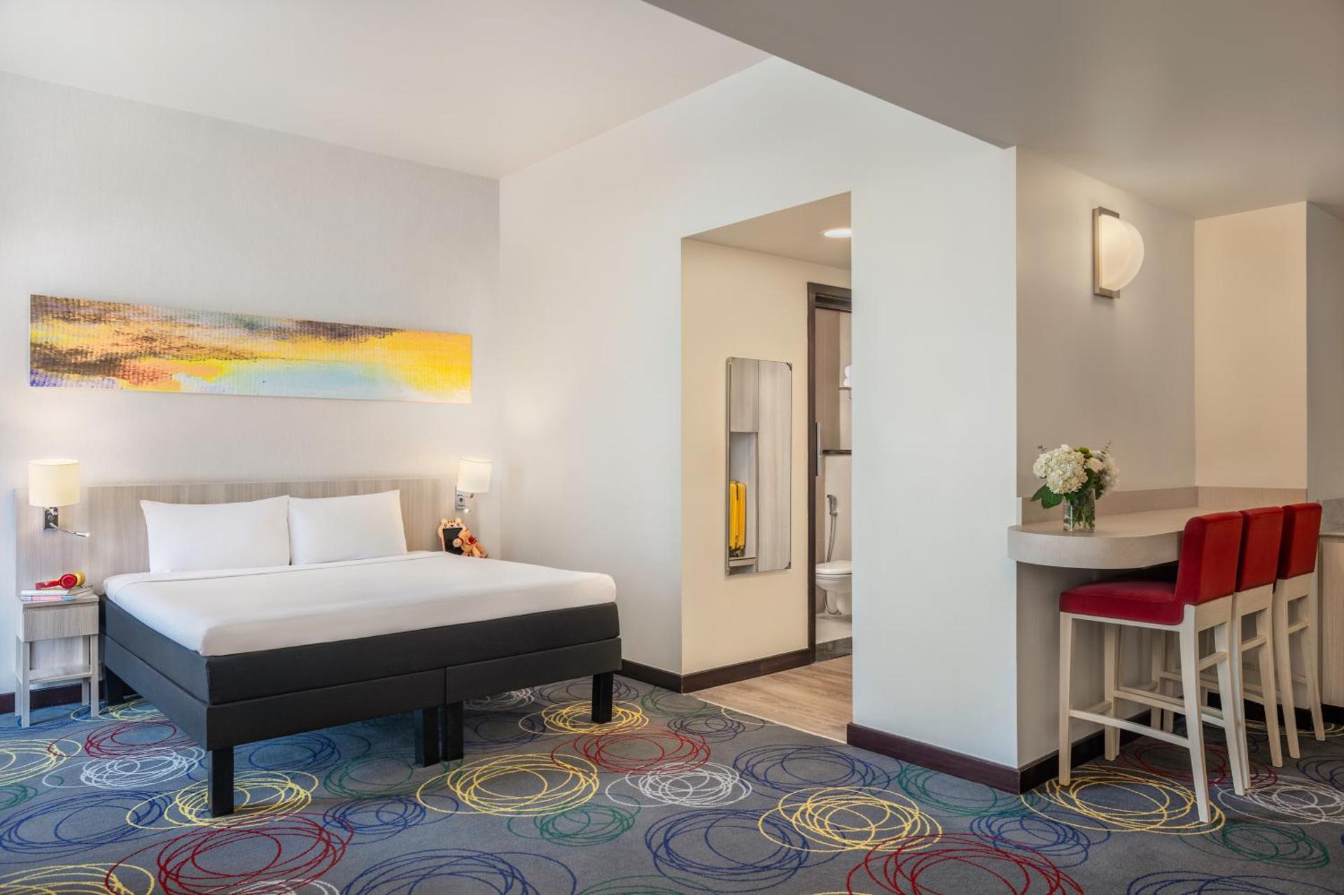 Ibis Styles Dragon Mart Dubai - Photo 21