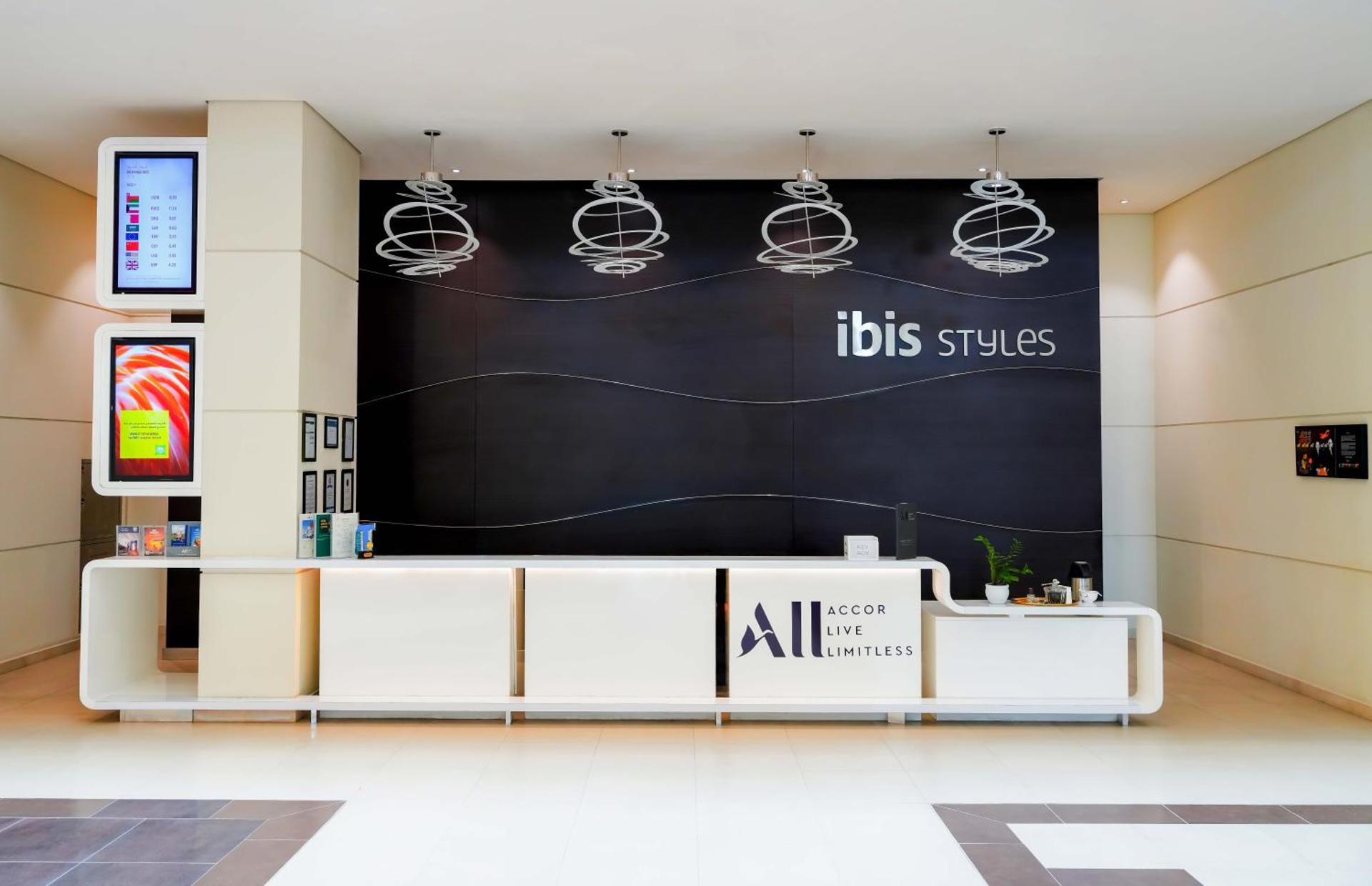 Ibis Styles Dragon Mart Dubai - Photo 77