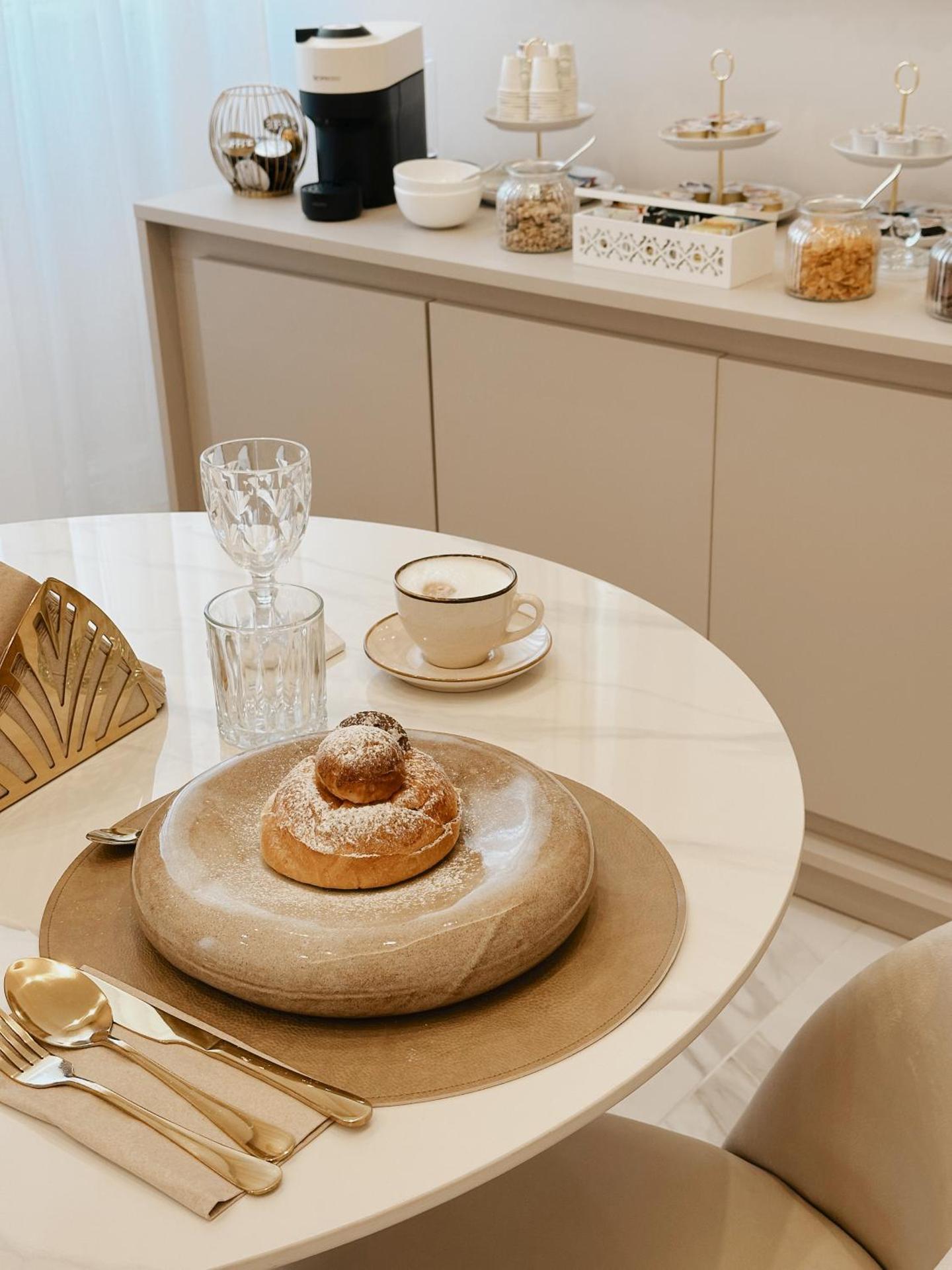 Mida Luxury Apartment - Photo 36