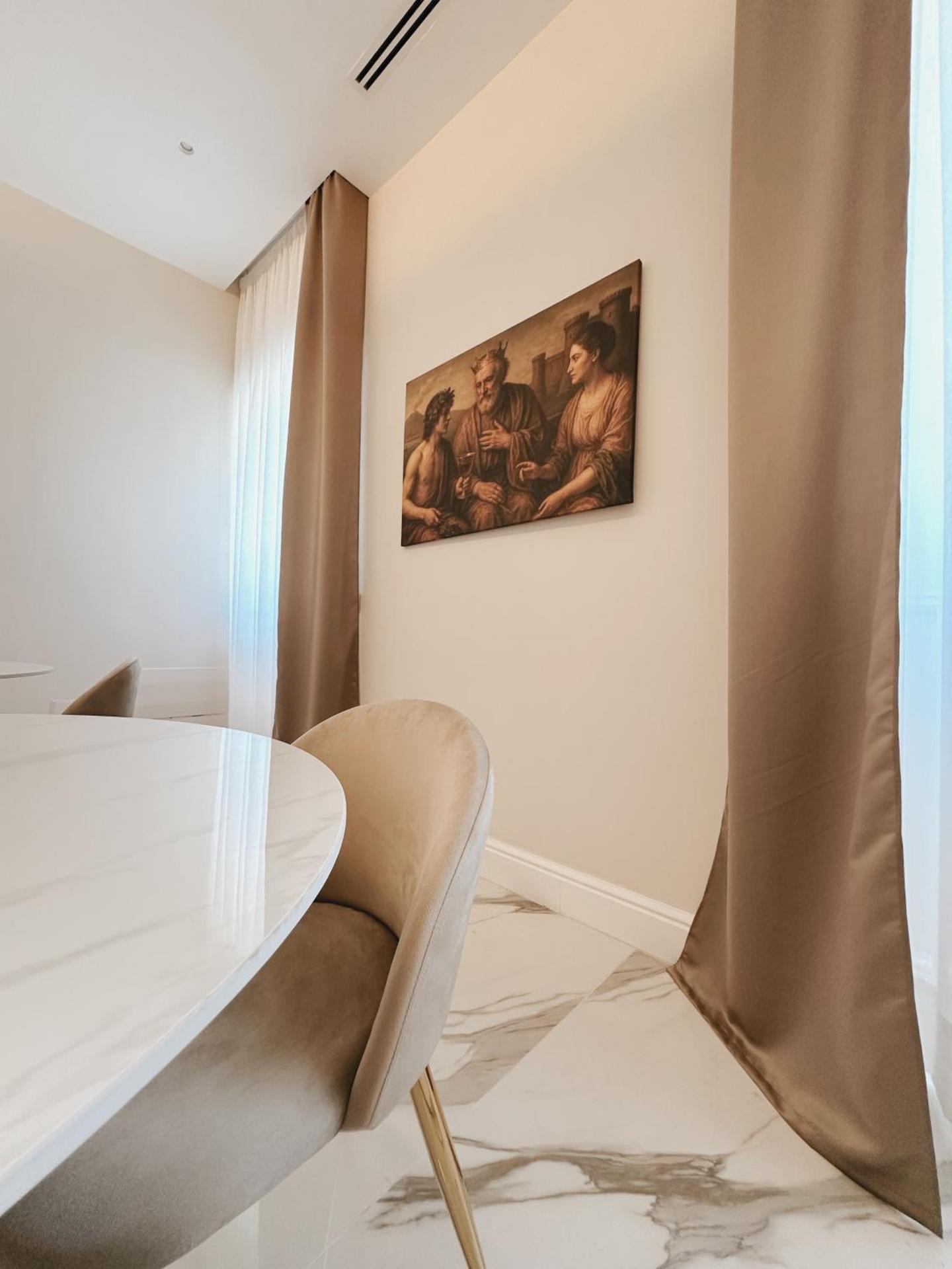 Mida Luxury Apartment - Photo 18