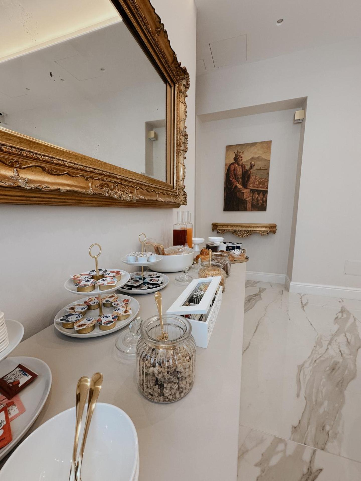 Mida Luxury Apartment - Photo 20