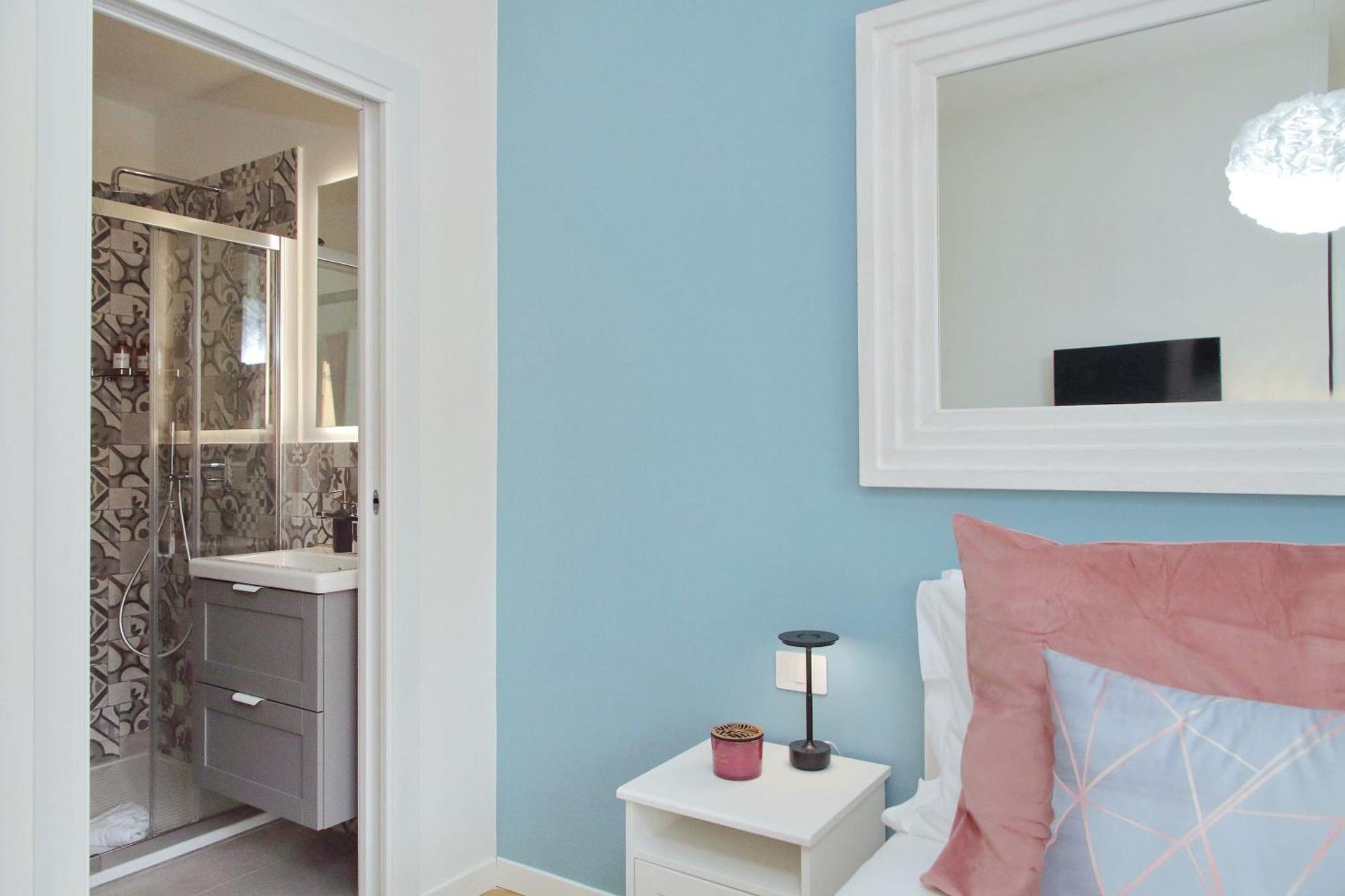 Spacious and cozy apartment near Metro A - Photo 3