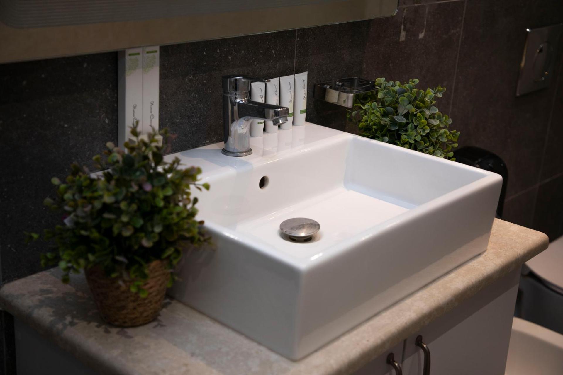 Villa Klaus Center Hotel - Photo 16