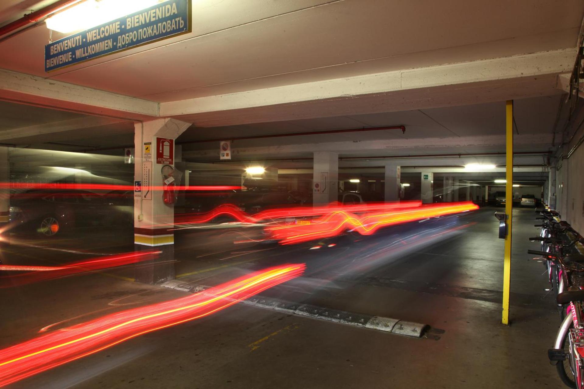 Hotel Maxim - Photo 47