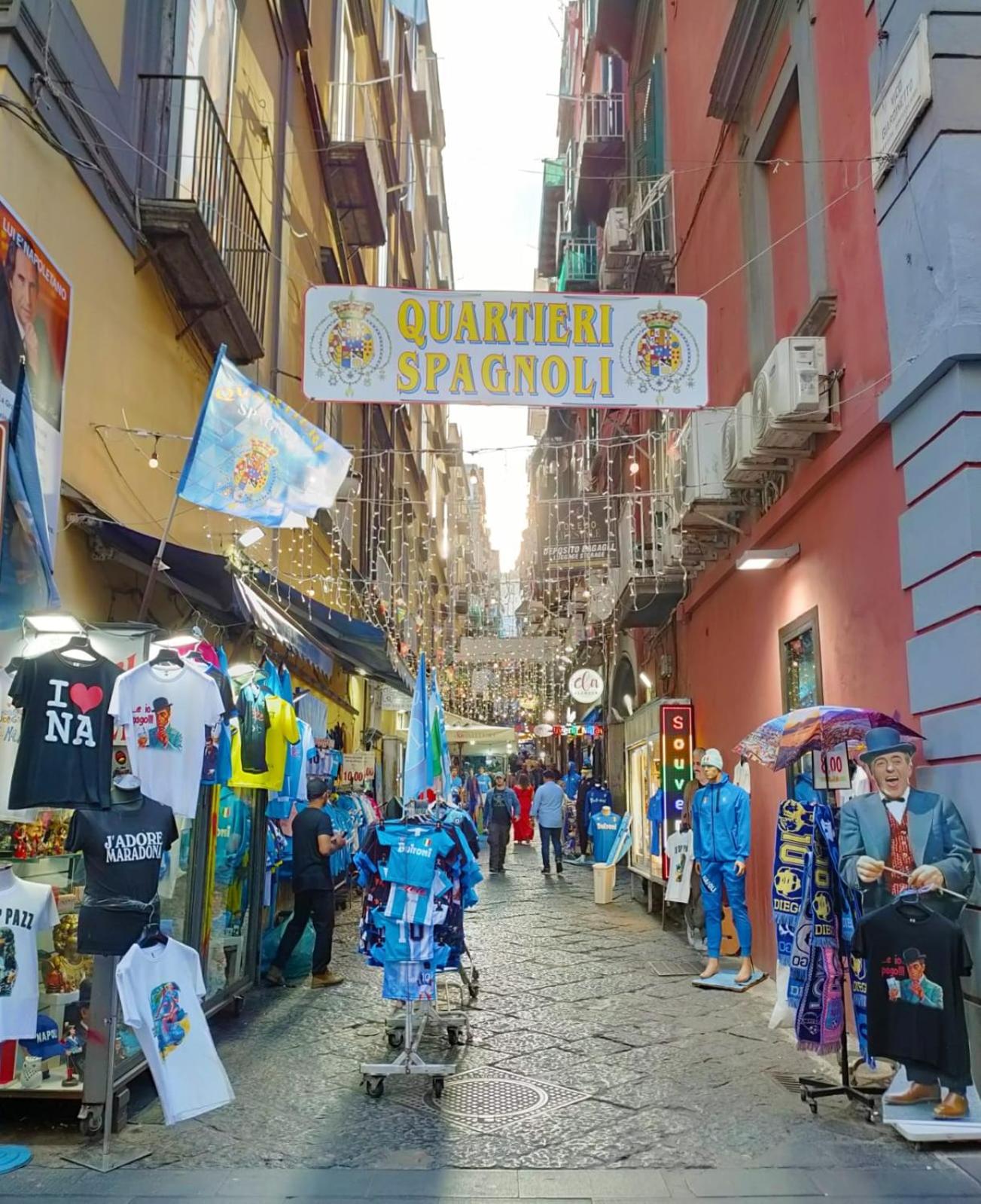 NunziaTina ai Quartieri Spagnoli - Photo 46