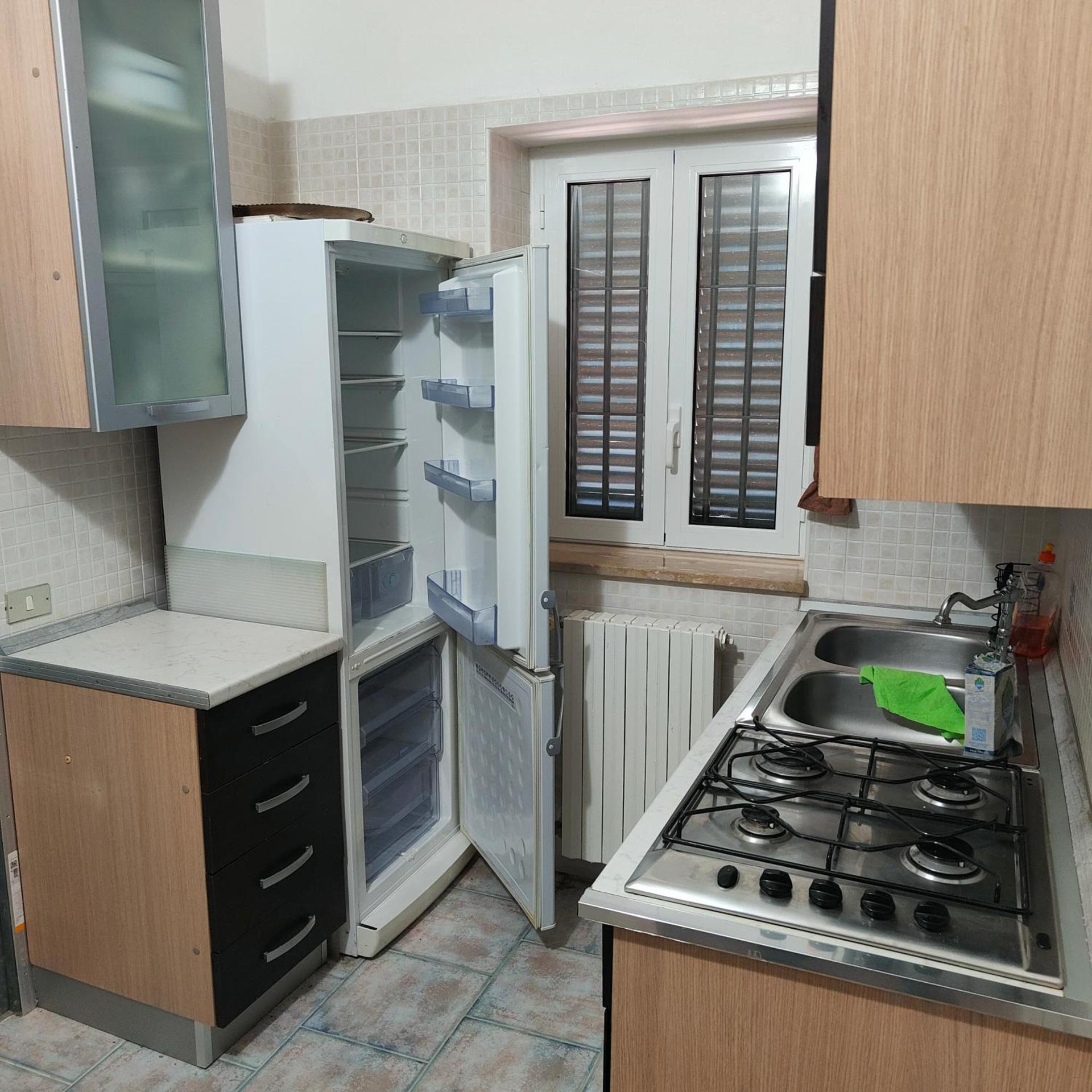 One-Bedroom Apartment - Photo 3