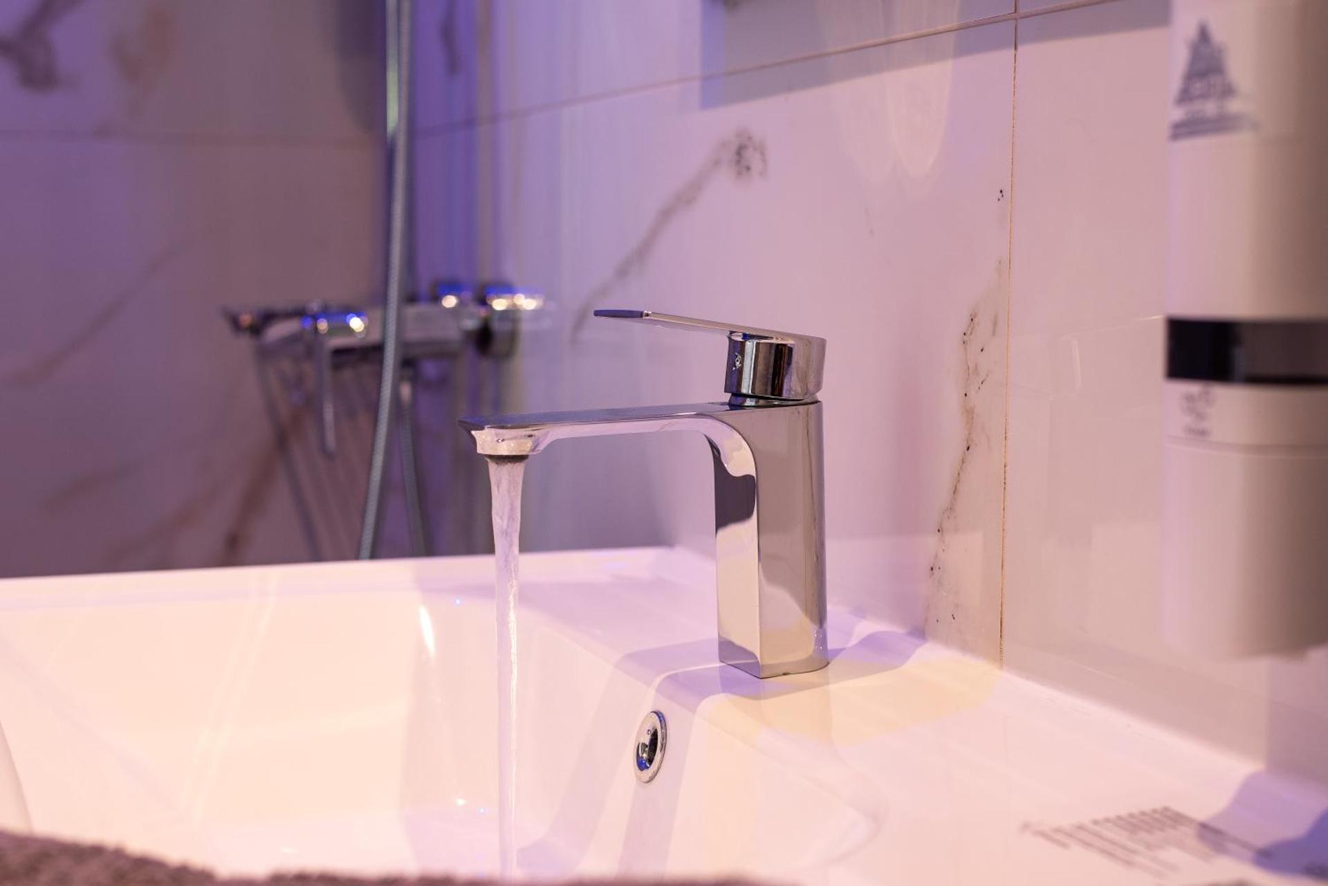 Nestel Near Athens Airport - Photo 25