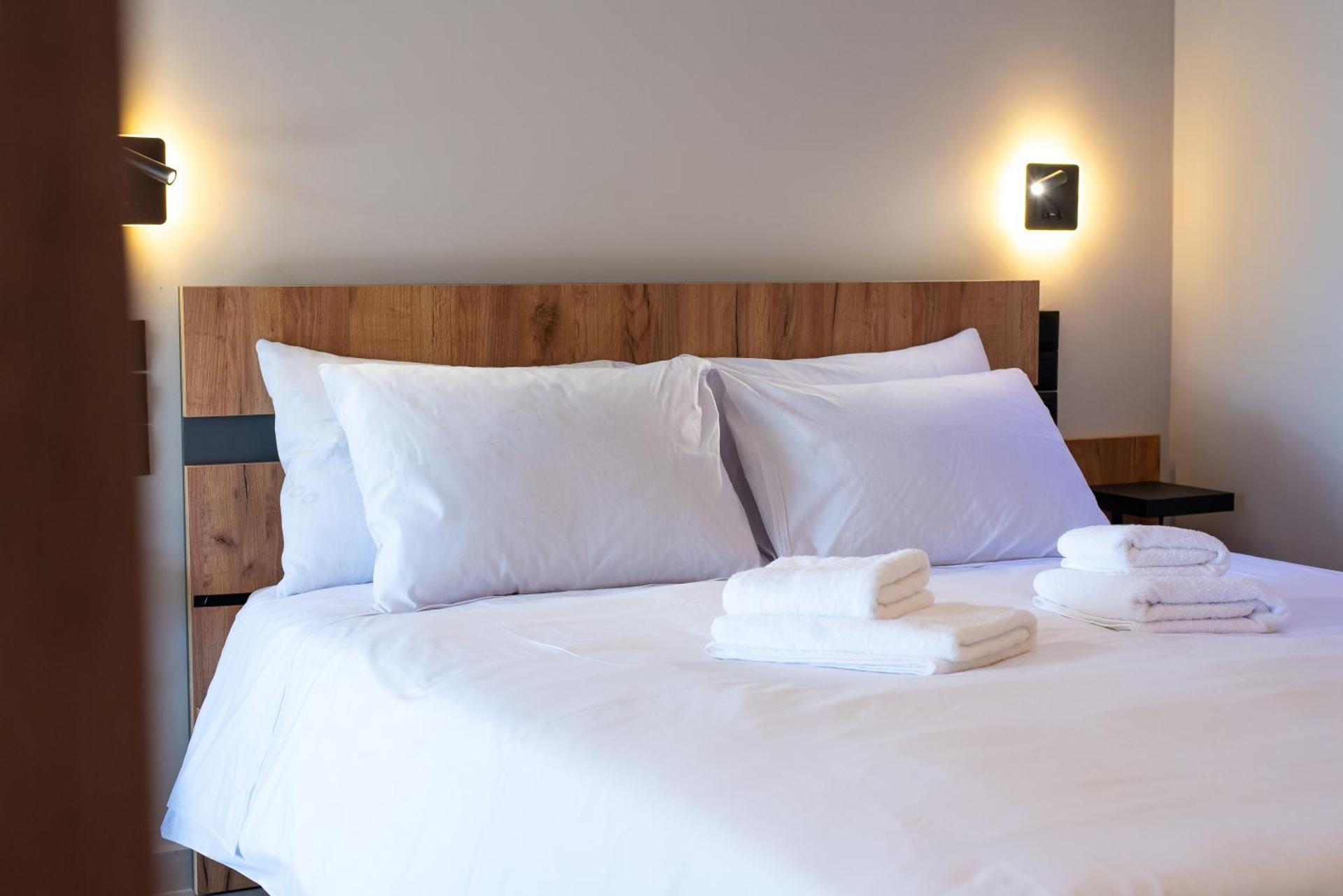 Nestel Near Athens Airport - Photo 20