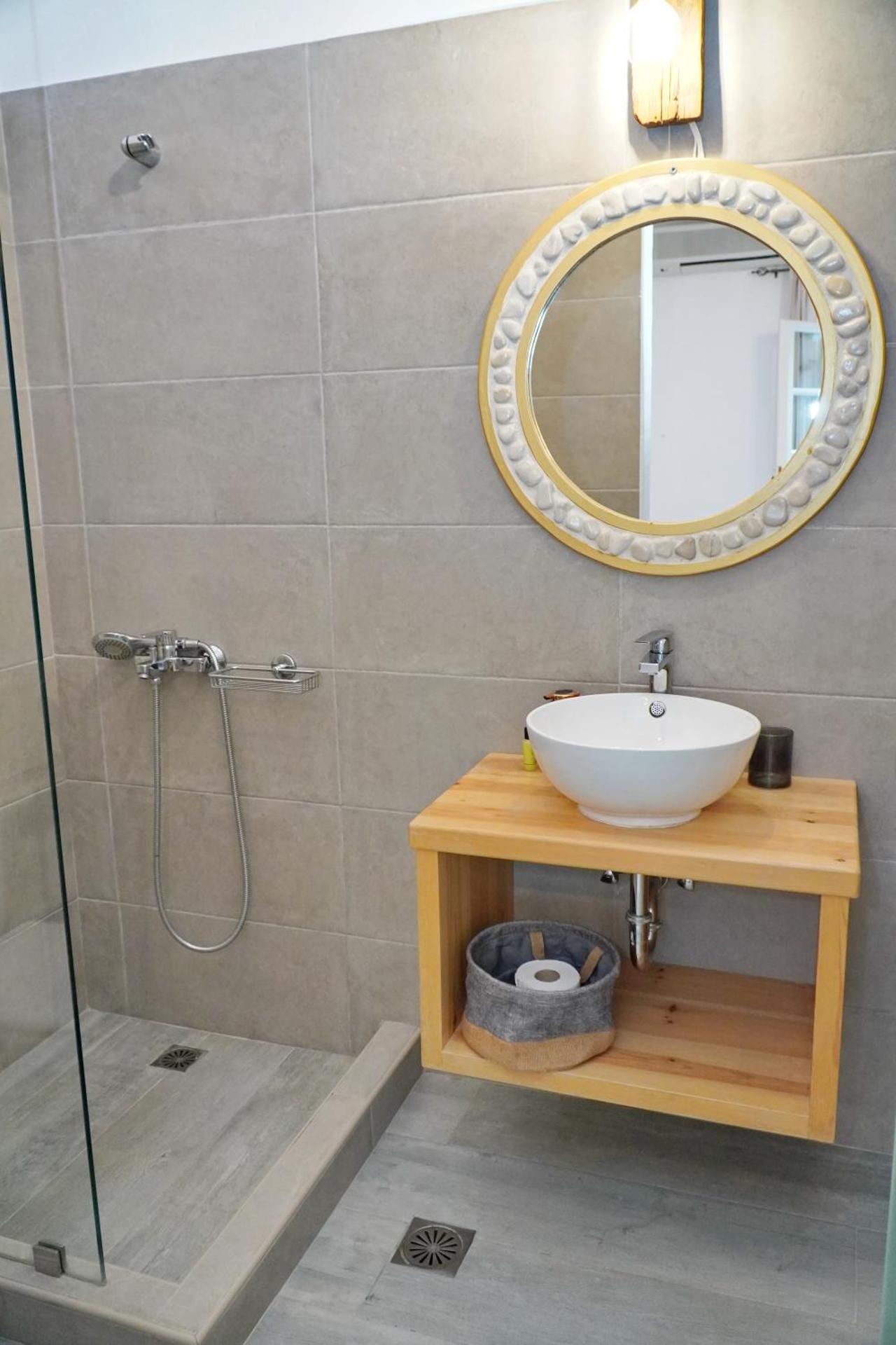 Camara Hotel - Photo 144