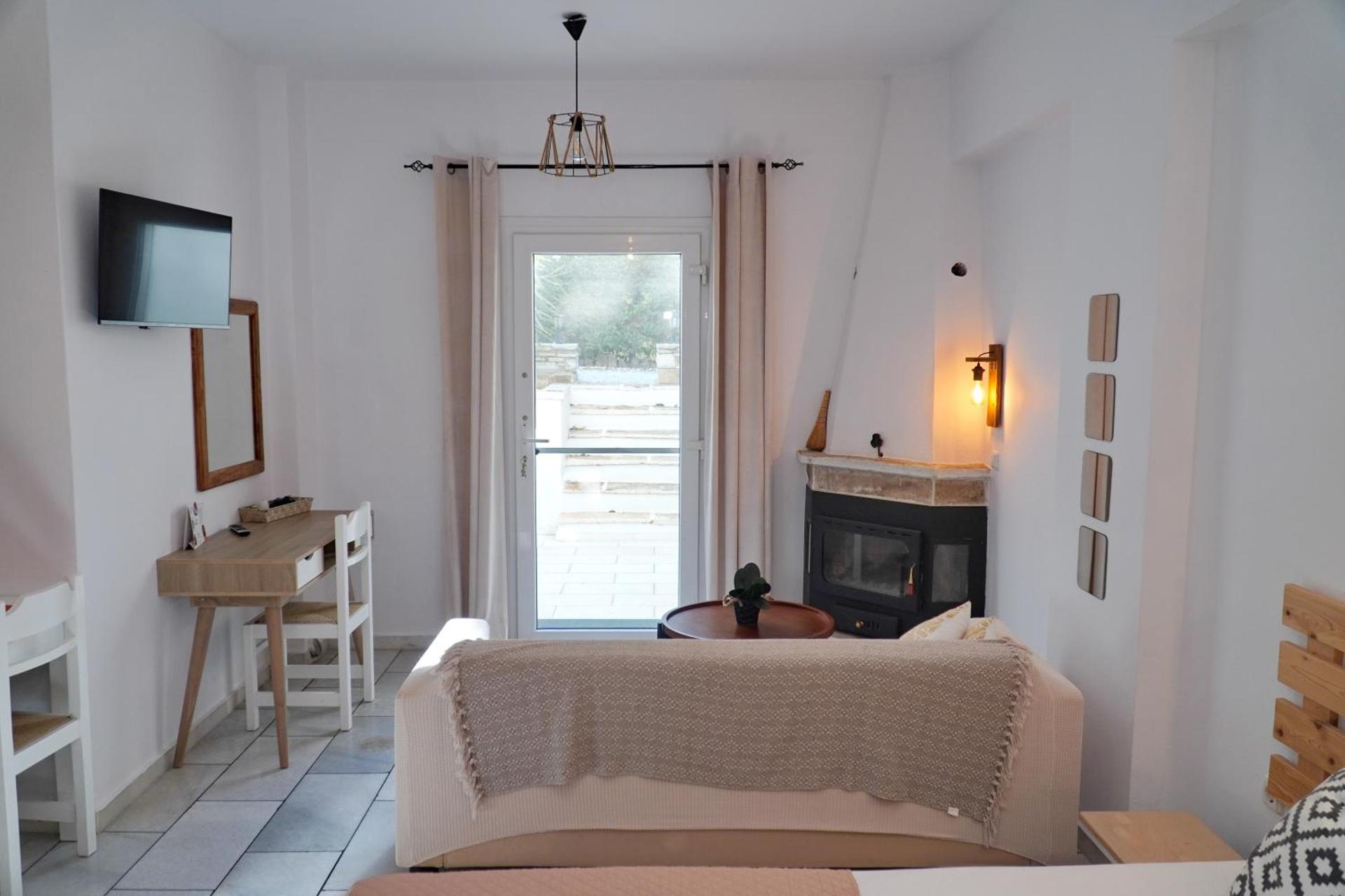 Camara Hotel - Photo 105