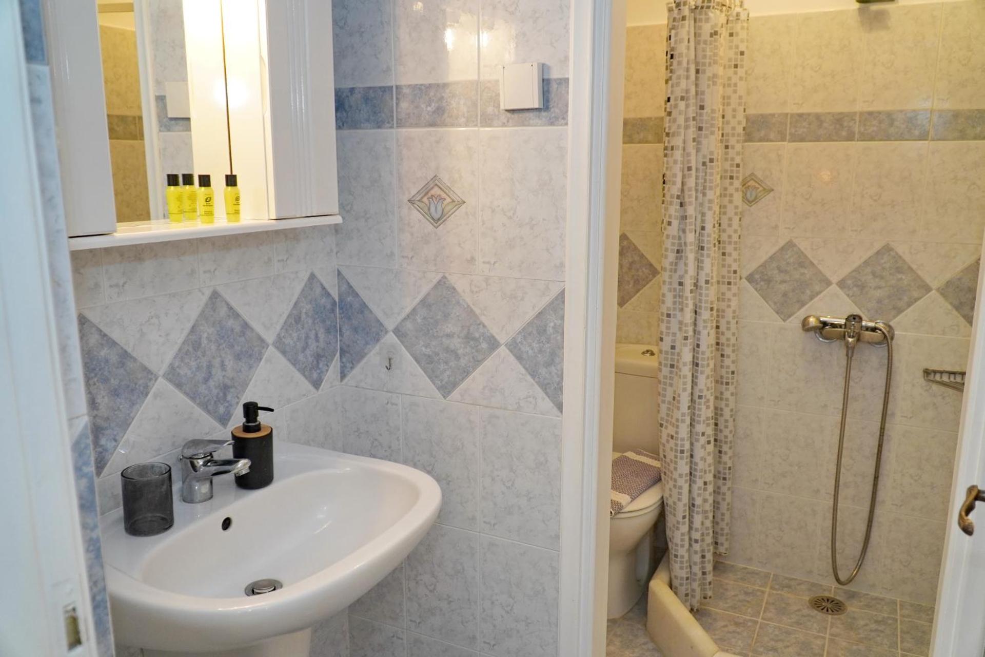 Camara Hotel - Photo 115