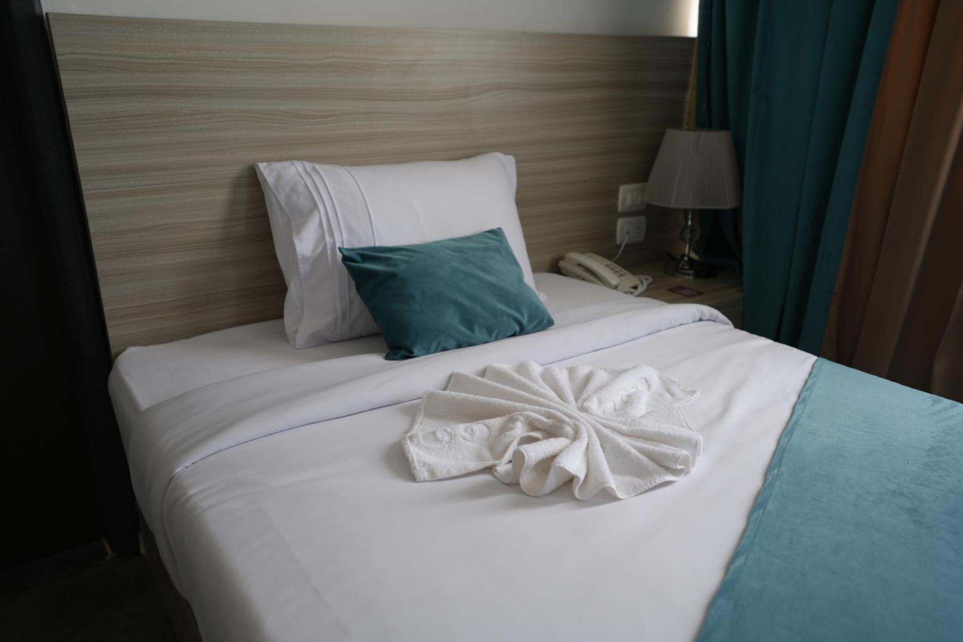 Mar Charbel Hotel Cairo - Photo 8