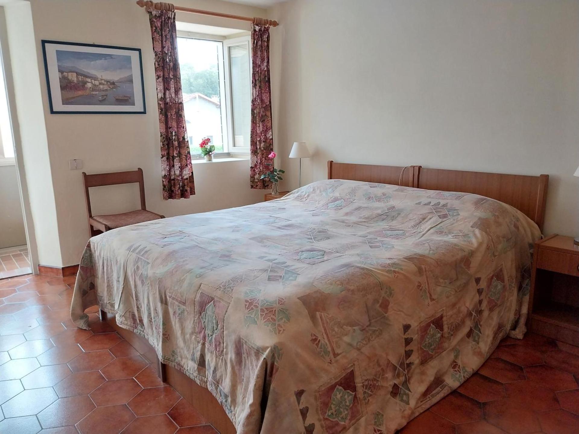 Family House on private courtyard in Fanna - Photo 14