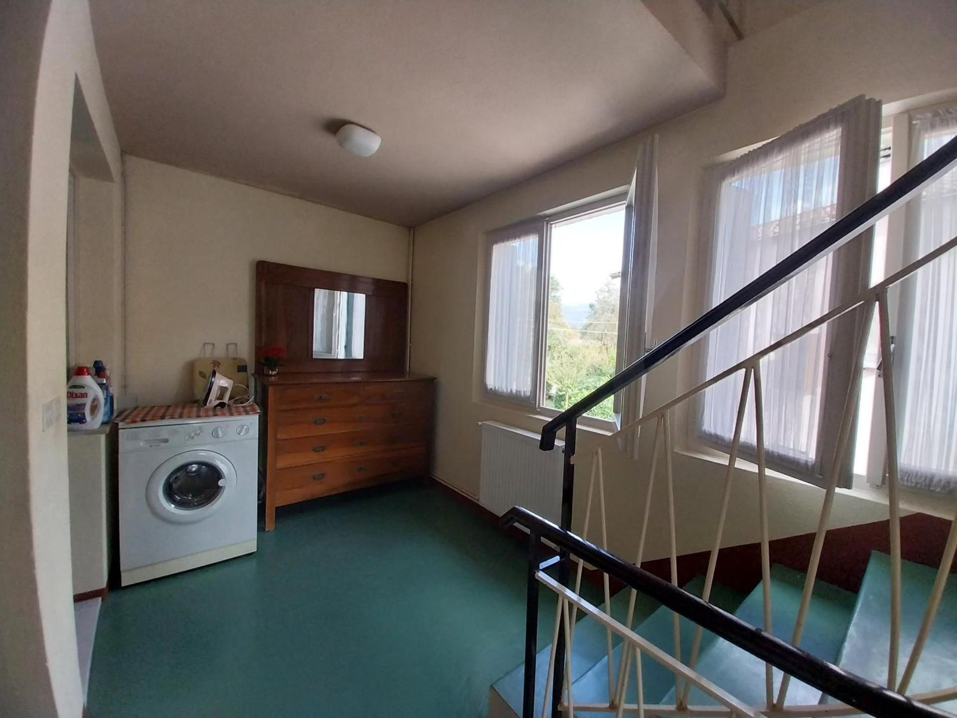 Family House on private courtyard in Fanna - Photo 12