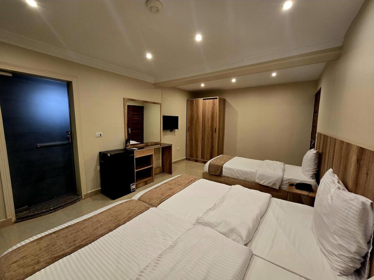 Pyramids A-Heaven Hotel and Rooftop Bedouin Tent - Photo 40