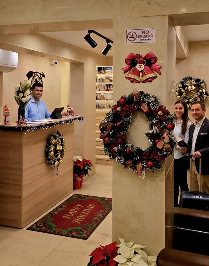 Pyramids A-Heaven Hotel and Rooftop Bedouin Tent - Photo 9