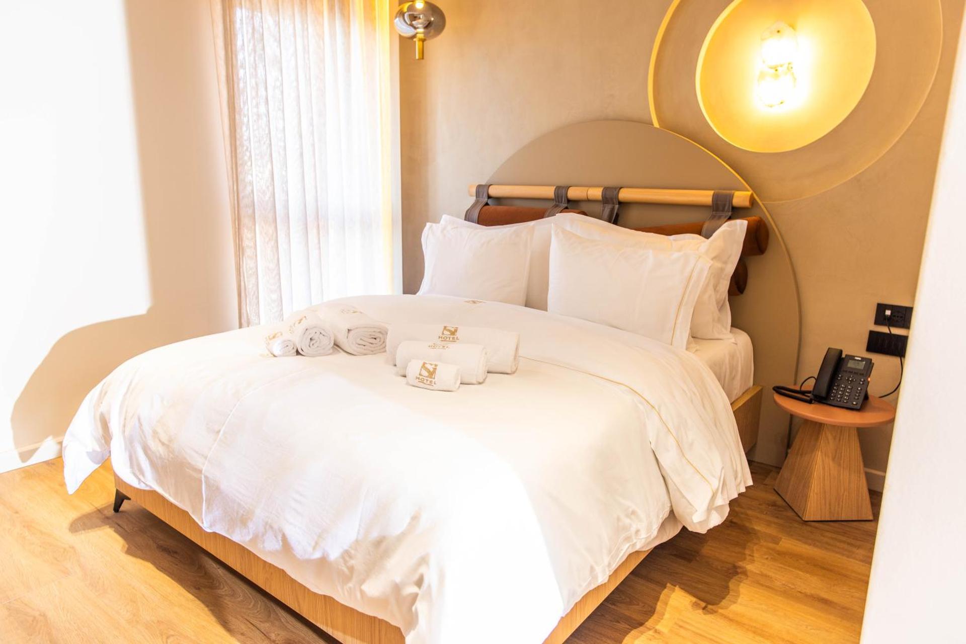 Si Hotel Tirana - Photo 80