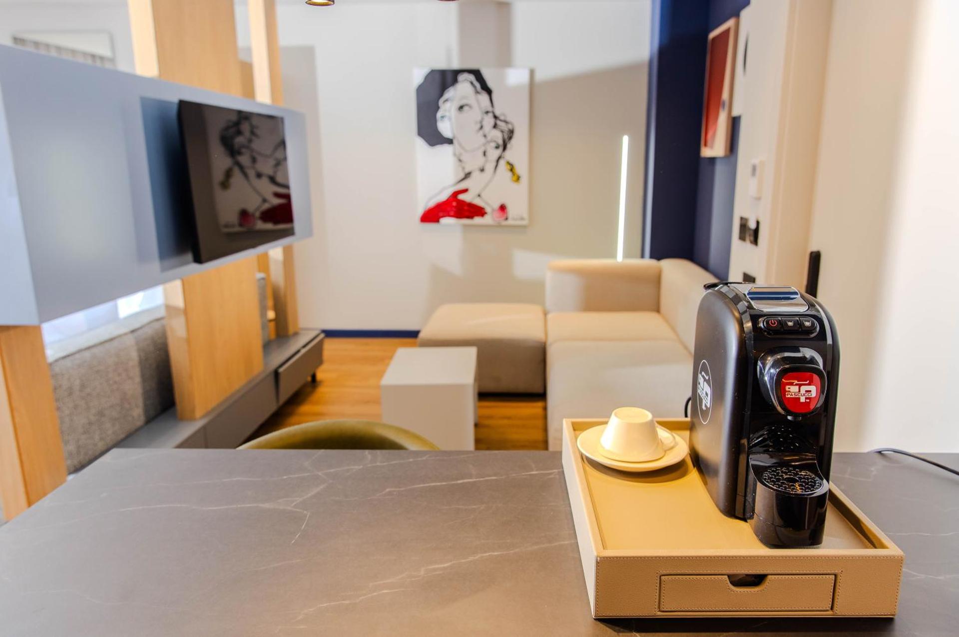 Si Hotel Tirana - Photo 20