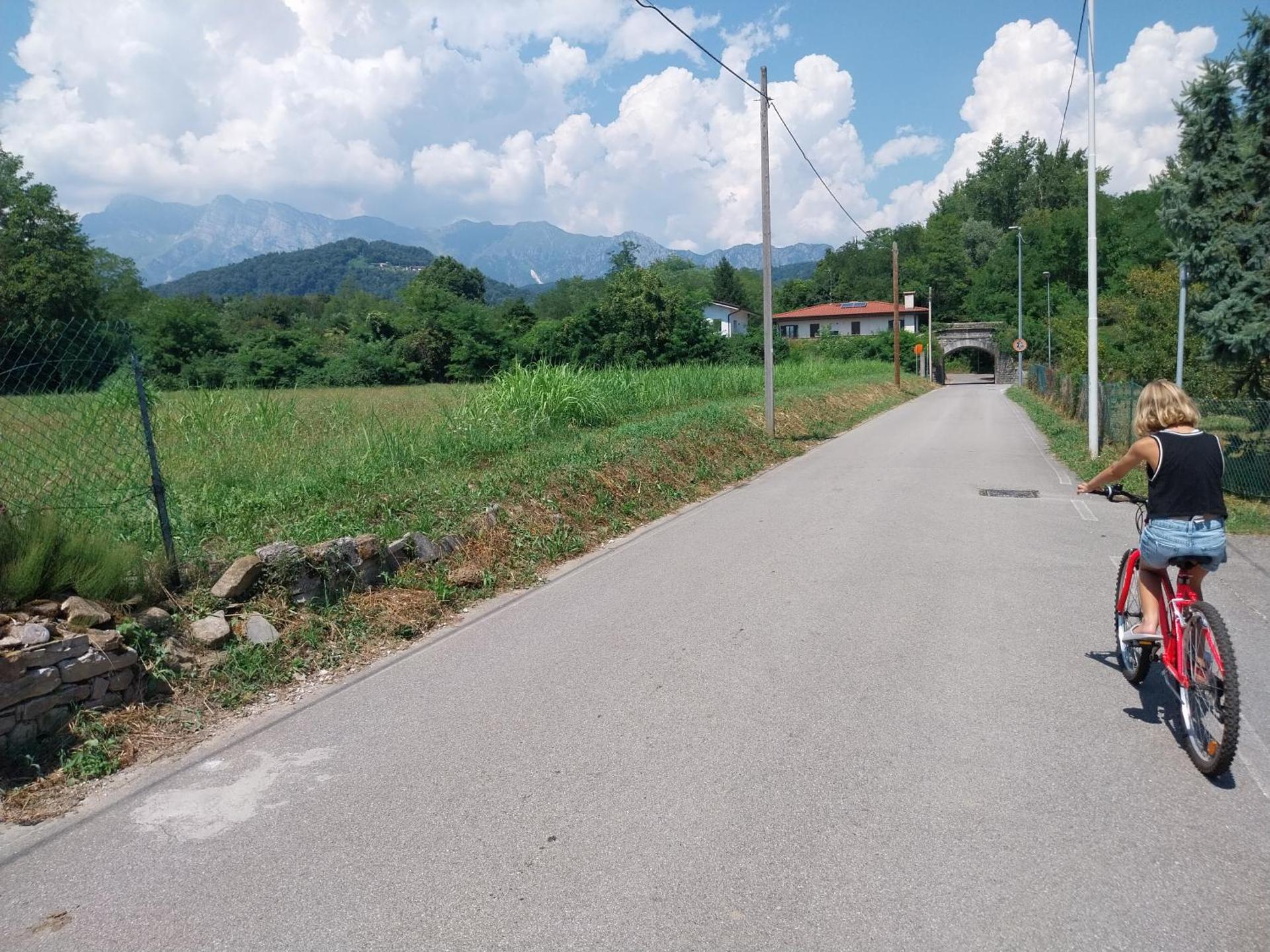 Family House on private courtyard in Fanna - Photo 20