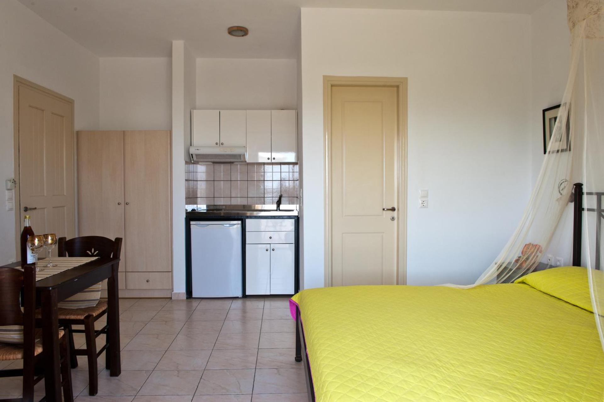Studio with Sea View (2 Adults)