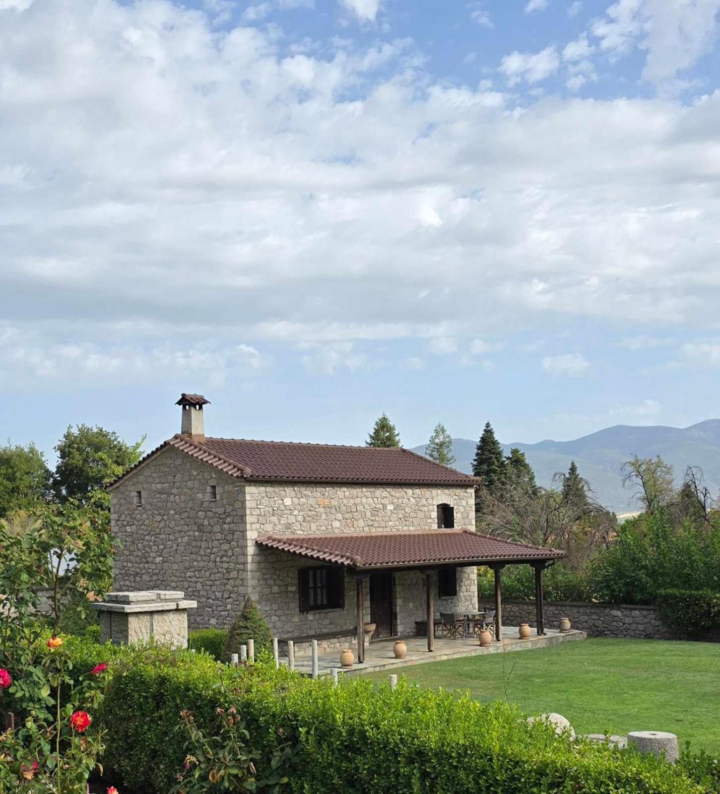 Panos Stone House - Photo 2