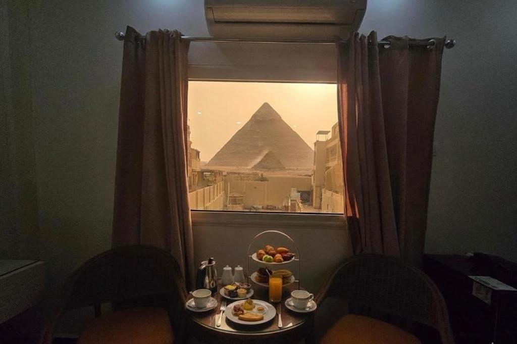 Pyramids A-Heaven Hotel and Rooftop Bedouin Tent - Photo 6