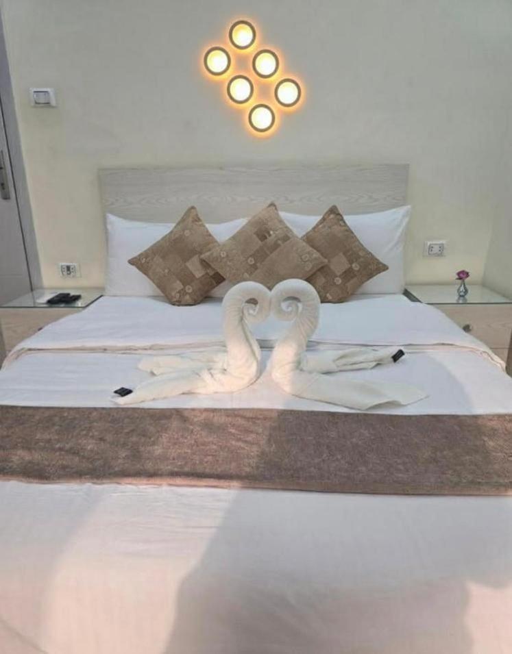 Pyramids A-Heaven Hotel and Rooftop Bedouin Tent - Photo 33