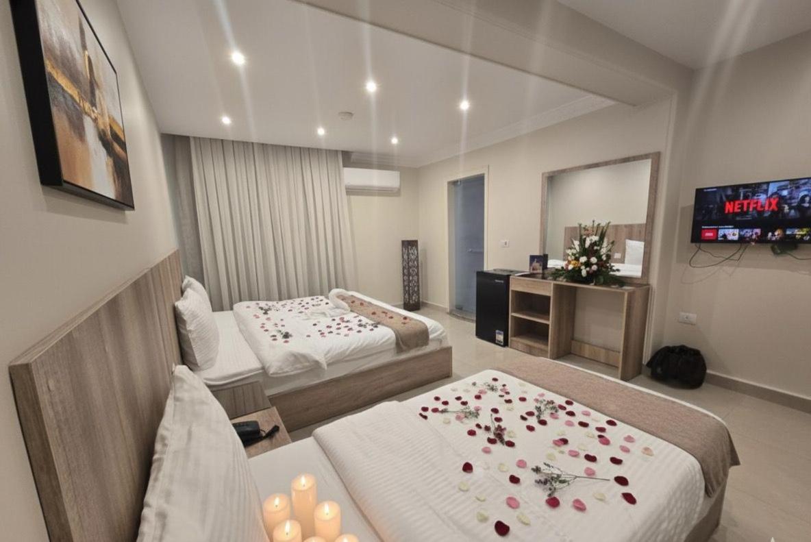 Pyramids A-Heaven Hotel and Rooftop Bedouin Tent - Photo 2